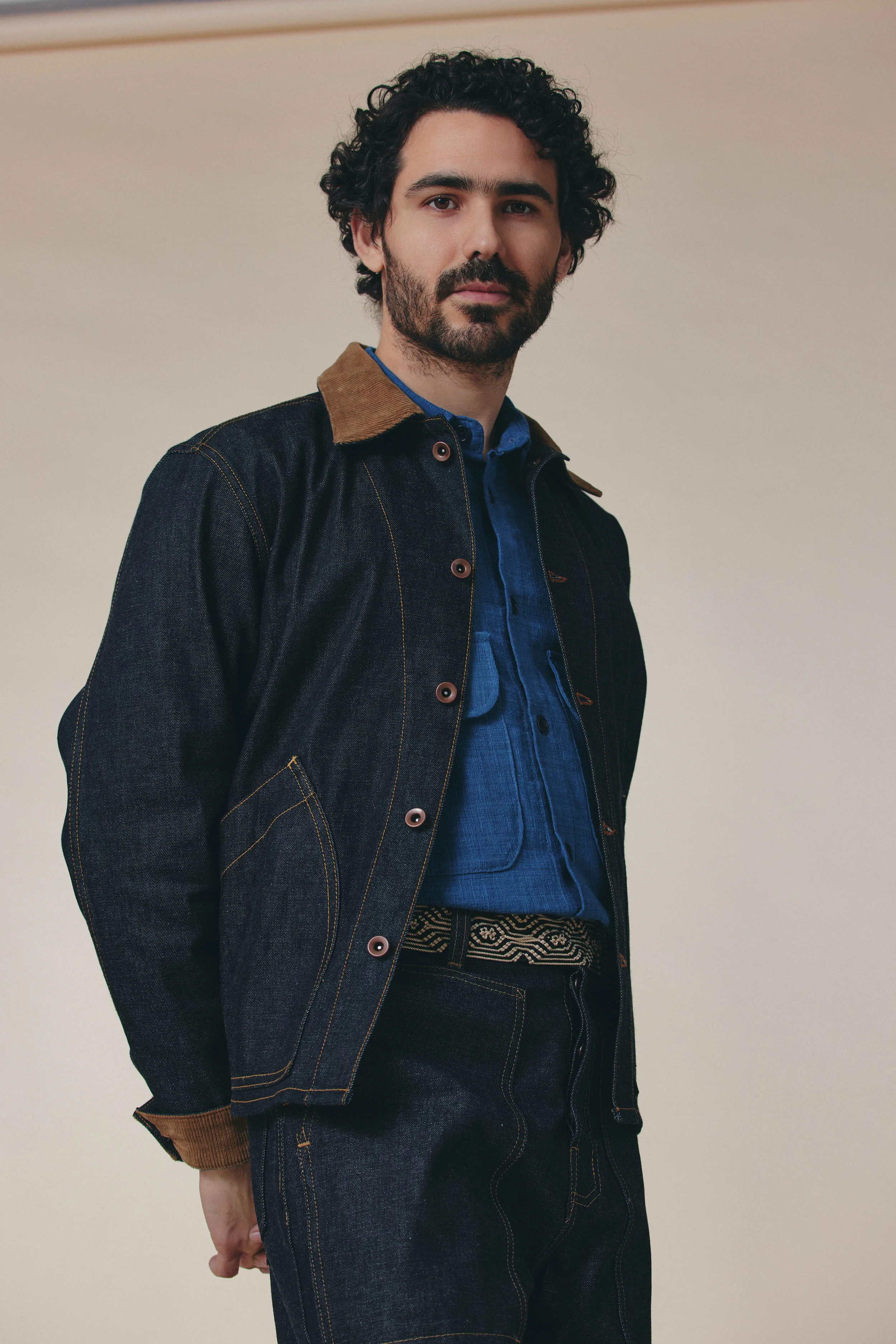 02_Denim_Carpenter_0406.jpg