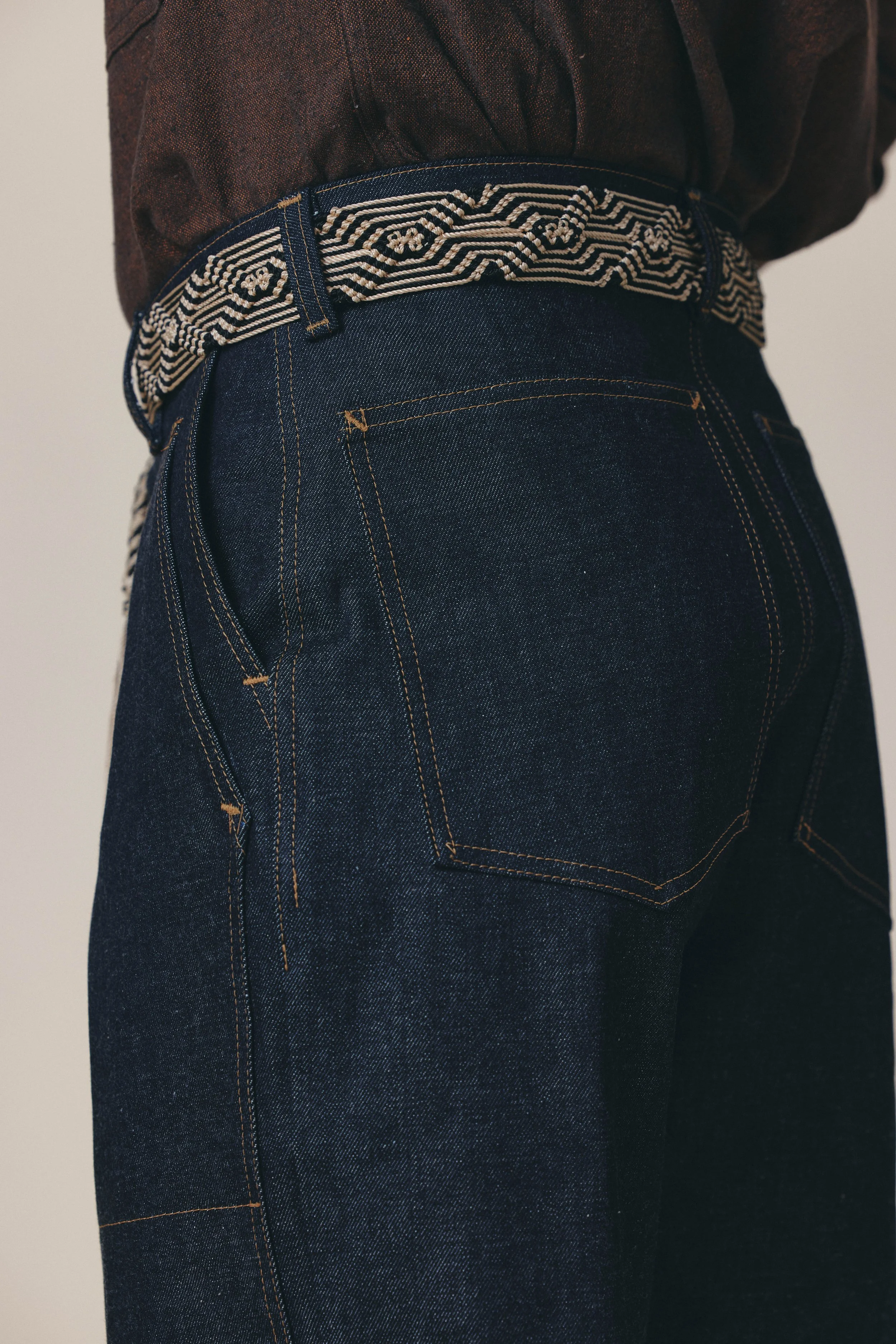 02_Denim_Carpenter_0206.jpg