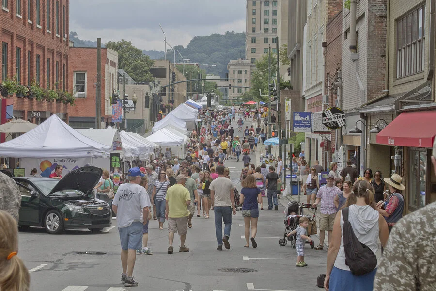 10 MustVisit Art Towns in US — Stephanie Storey