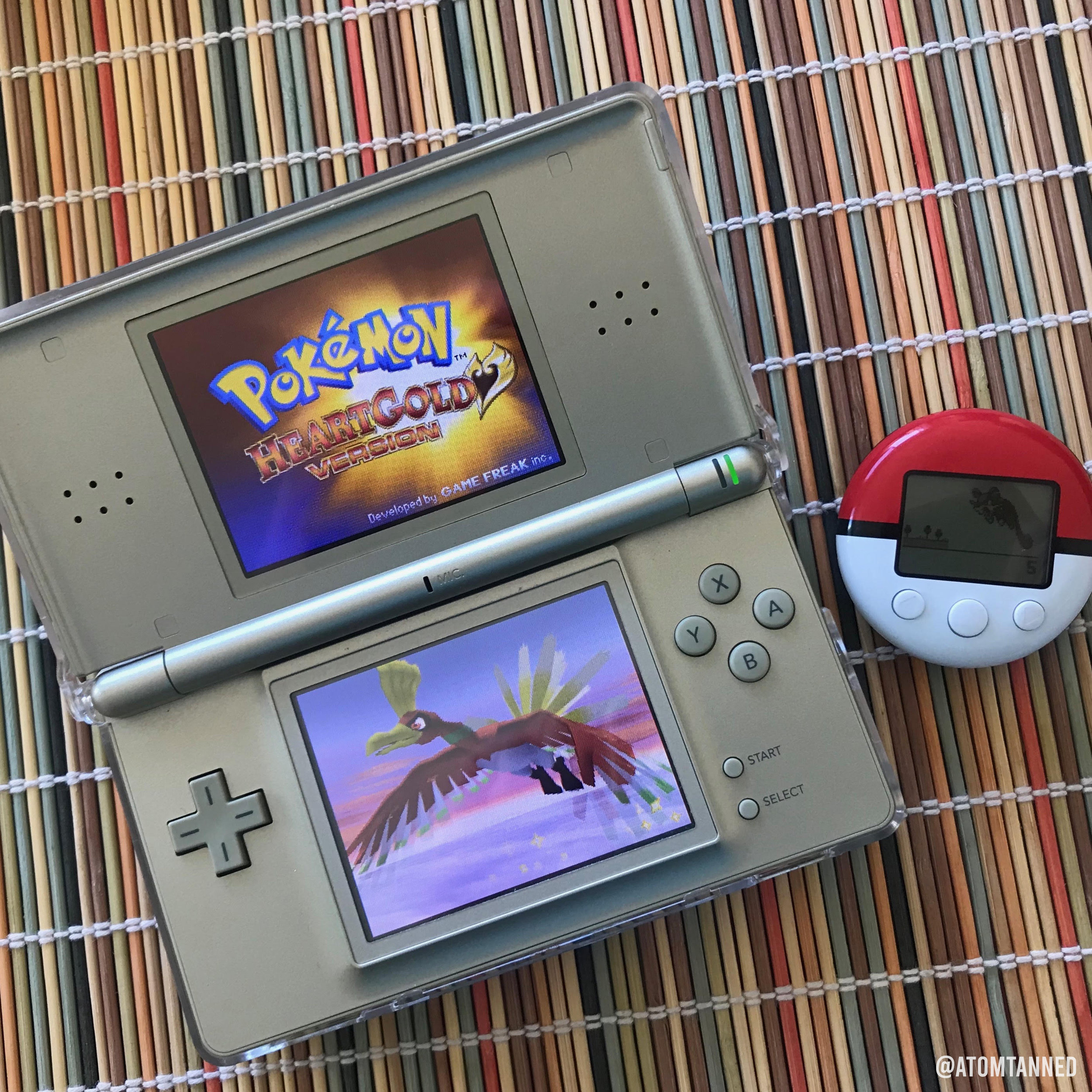 Pokemon Heart Gold & Soul Silver set Nintendo DS with pokewalker