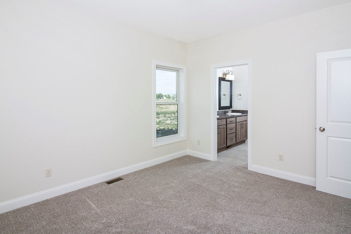 6597 Elder Grove_26.jpg