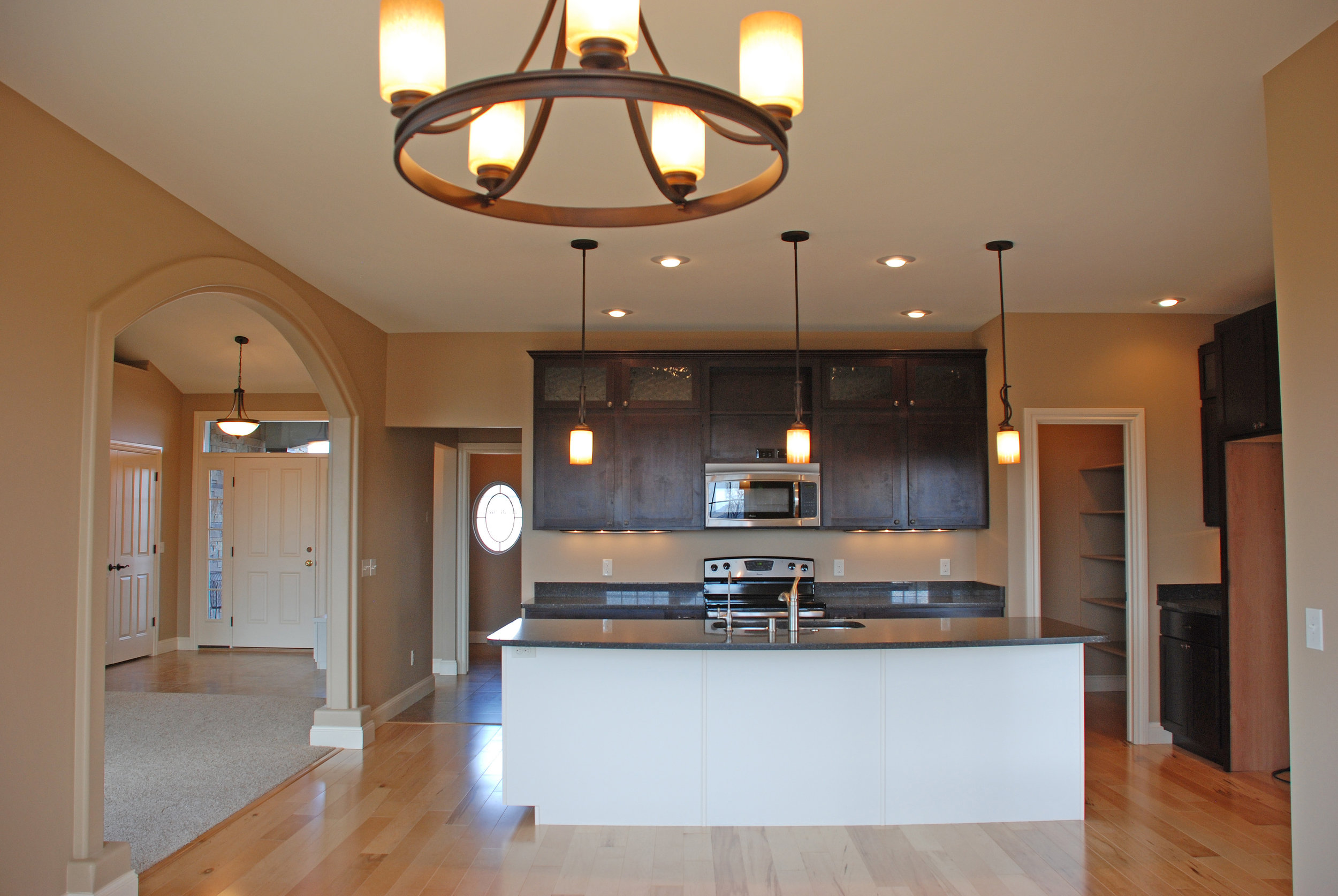 kitchen-with-dining-rm-light.jpg