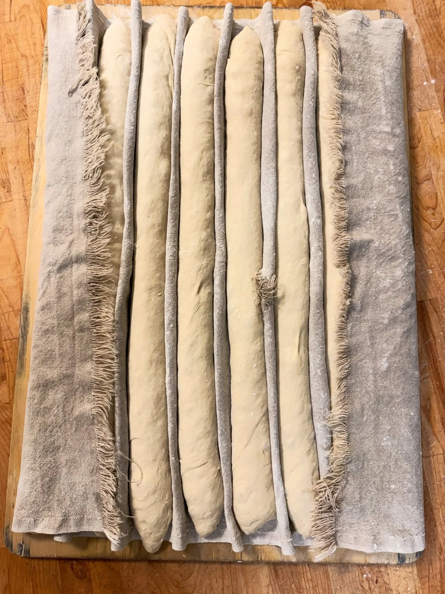 🥖 Sourdough baguettes, baked daily 🥖 
.
.
.
.
.
.
#sourdough #baguette #charlottesville #bread #bakery