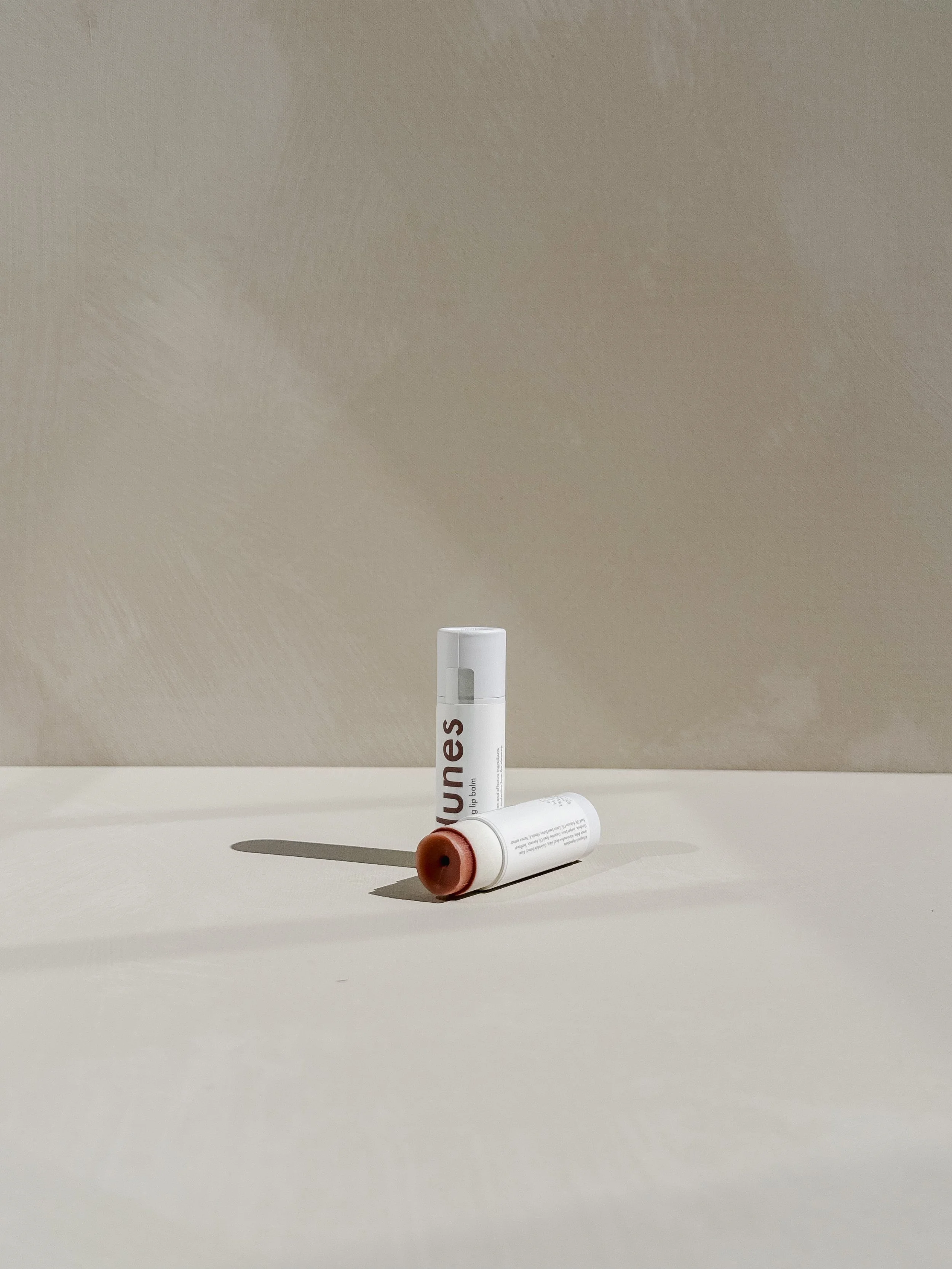 Dunes hydrating lip balm