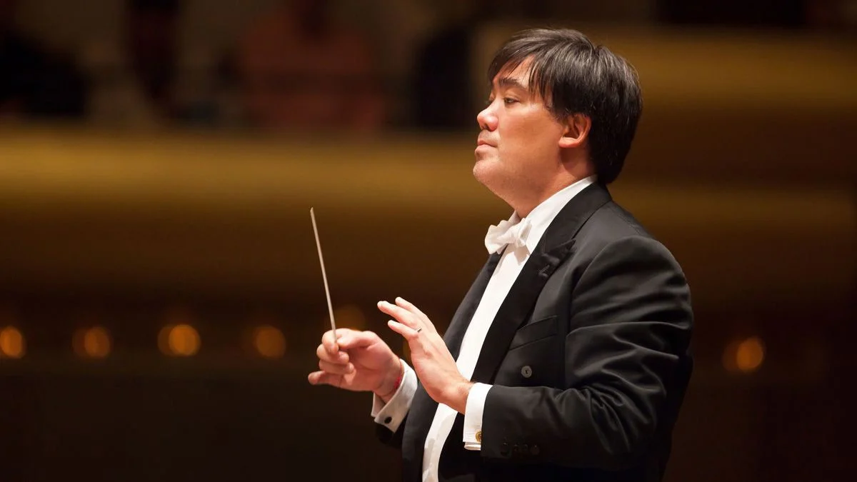 Alan-Gilbert-Conductor-Cover.jpg