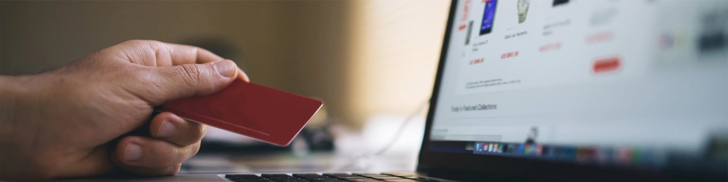 2021 Holiday Spending Statistics: How Are Consumers Planning to Shop This Season?