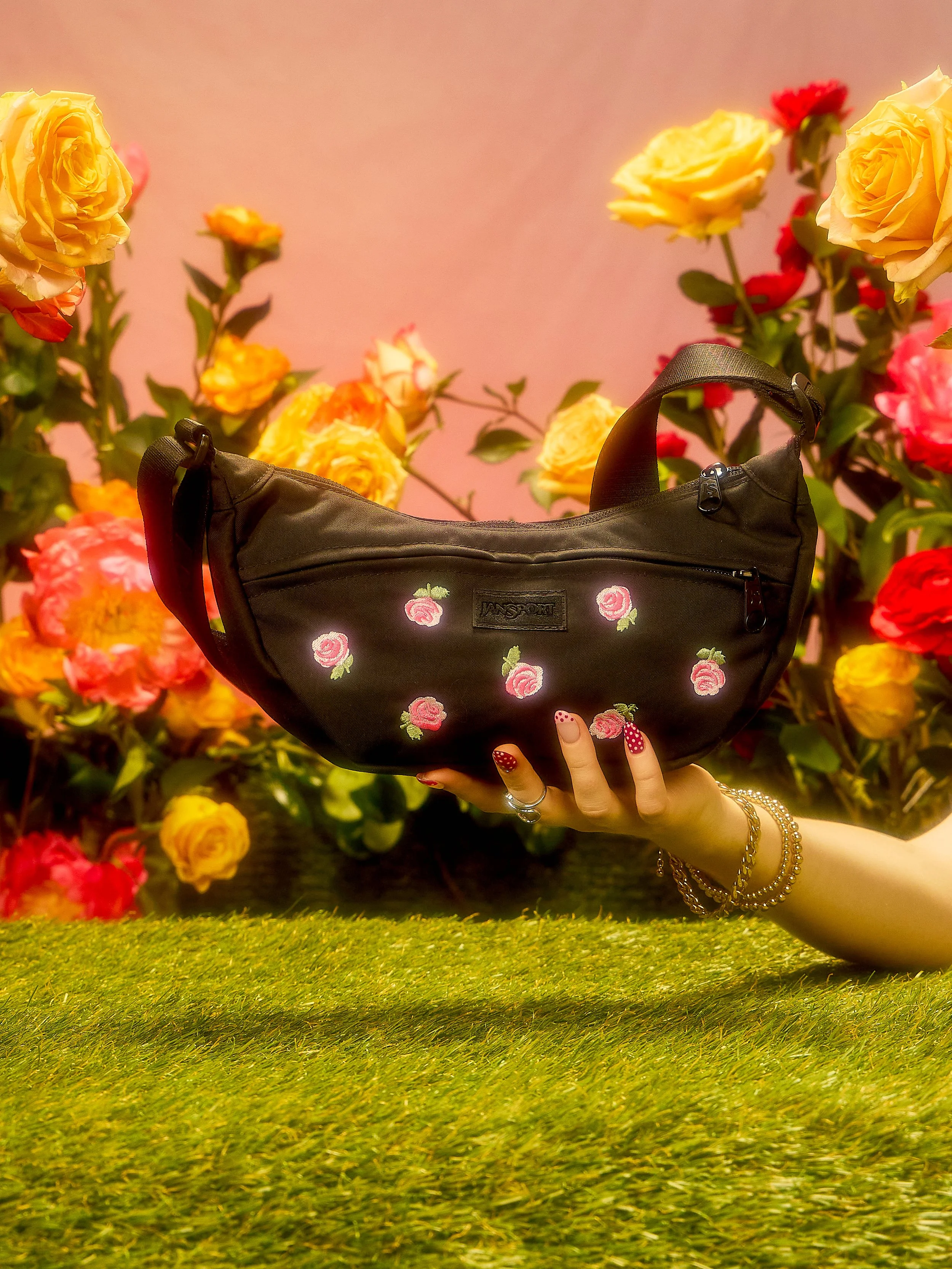 JanSport_Valentines_11-6-252679-Crossbody-Roses-Black-3.jpg