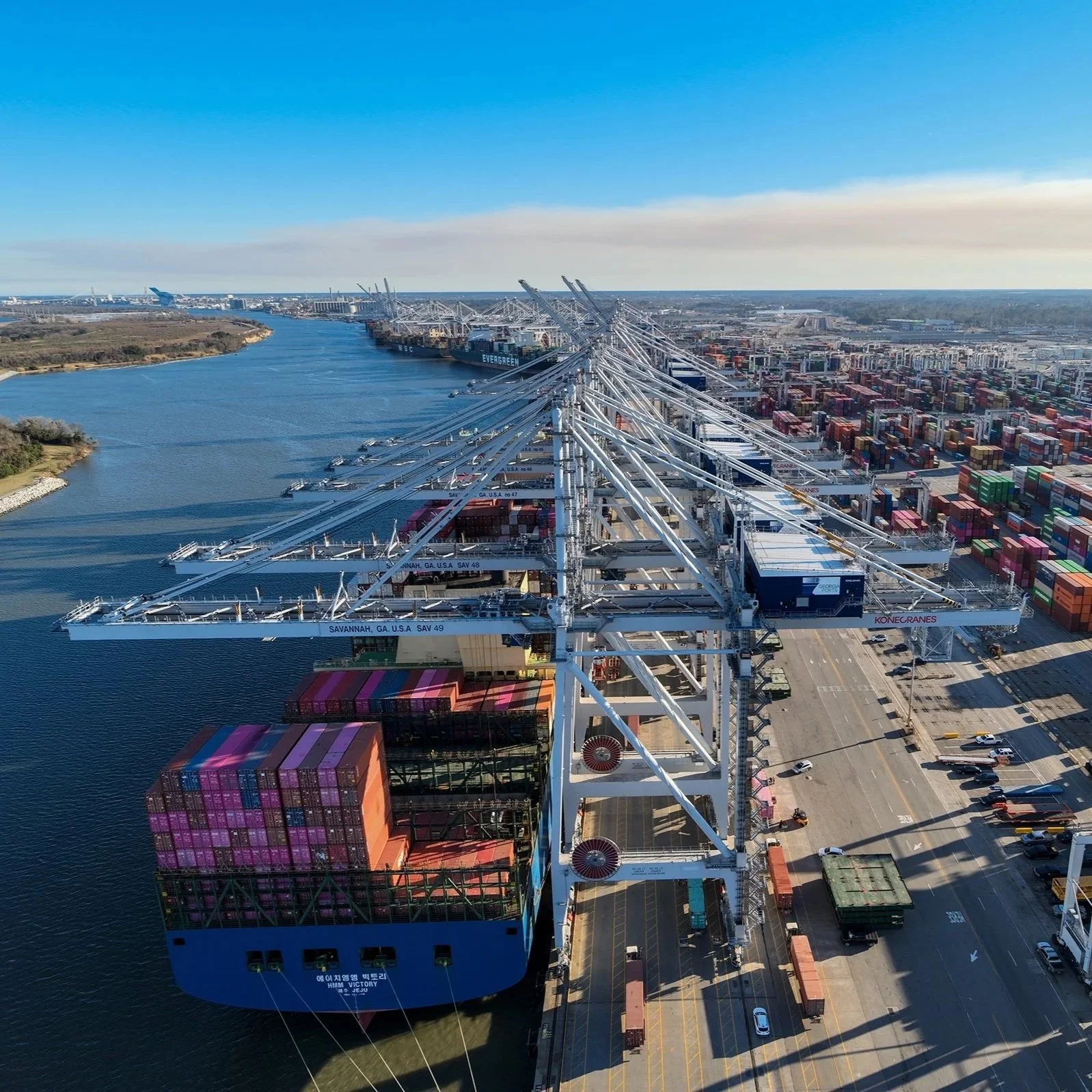 Savannah Container Trade 2.5 Percent Lower Through April