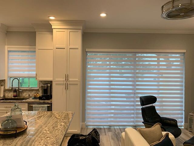 Beautiful white zebra shades highest quality in Miami! Free estimates 305-510-1031
#zebrashades #zebraneolux #bestinmiami #simplythebest💯 #simplyshadesmiami #simplyshadesinc