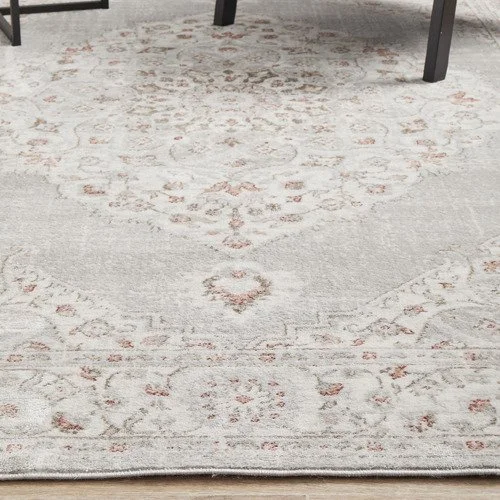 Neutral Traditional Rug 2.jpg