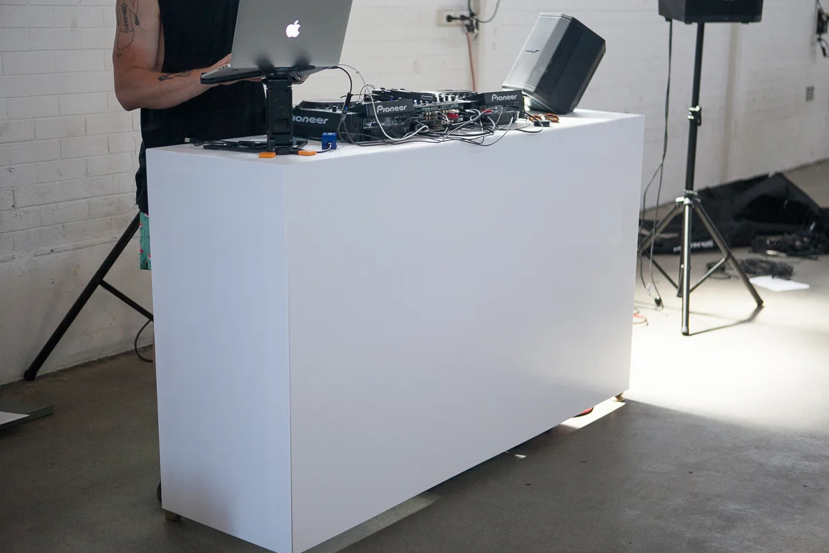 White Gloss Bar