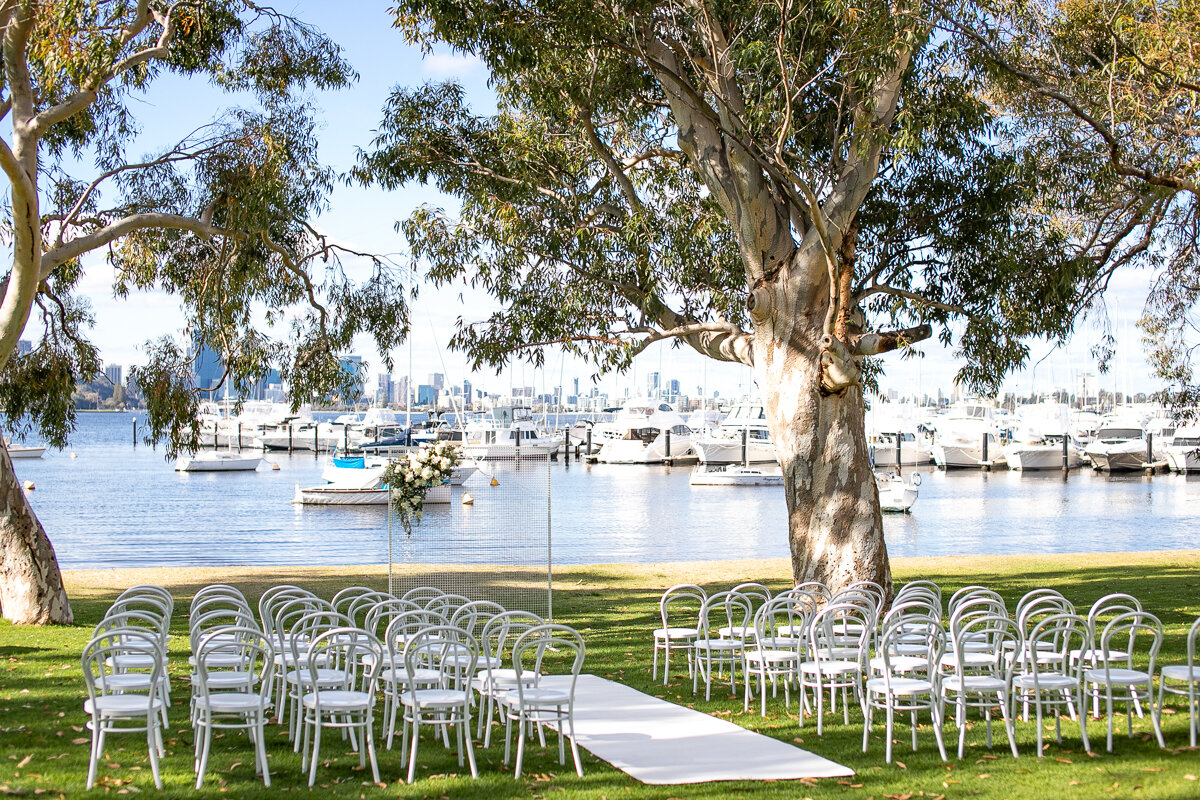 Matilda Bay_White bentwood ceremony-2.jpg