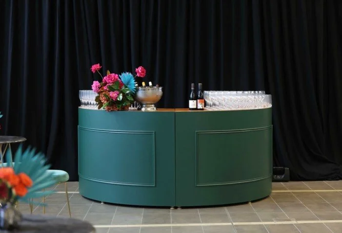 Curved Green Bar HIre