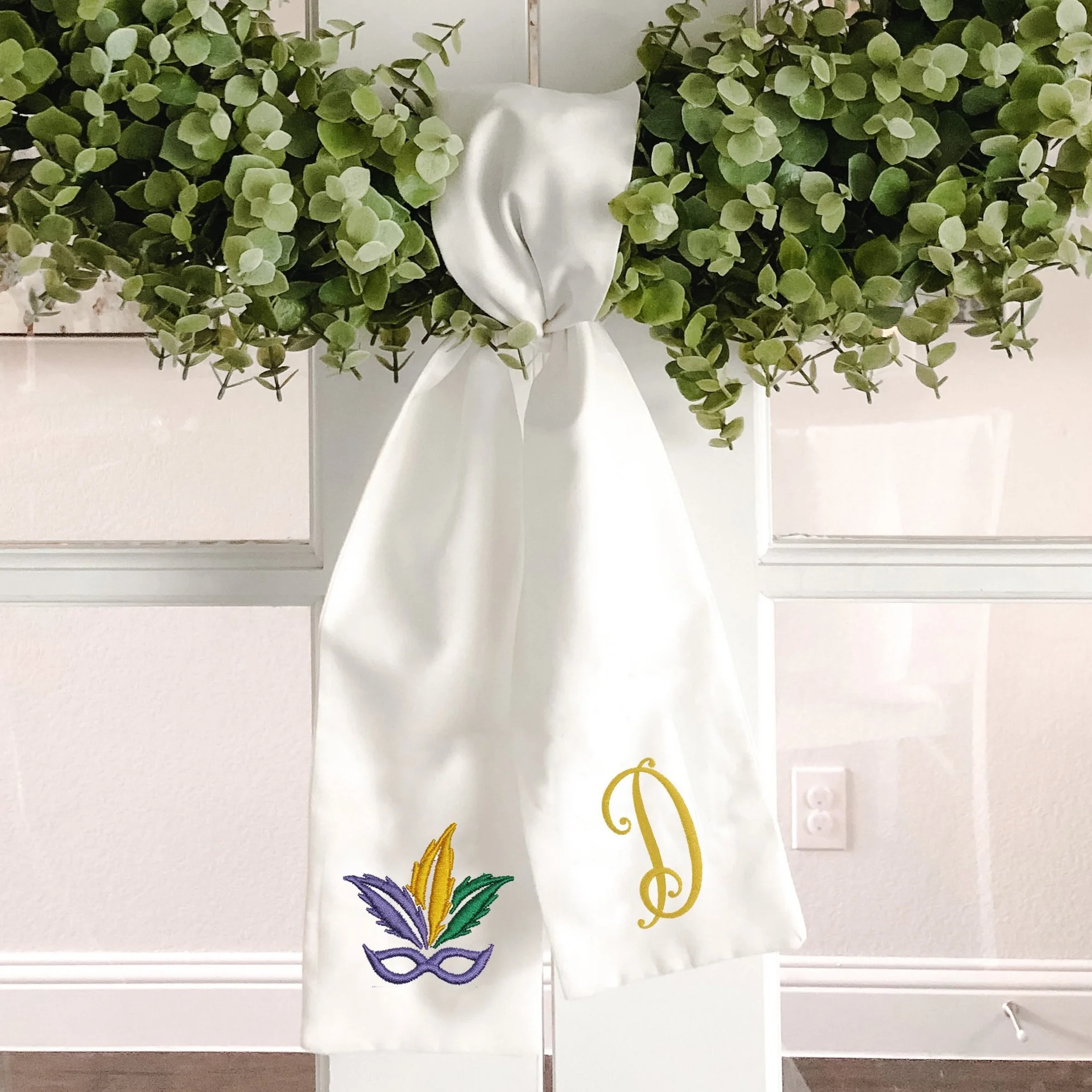 Mardi Gras Wreath Sash