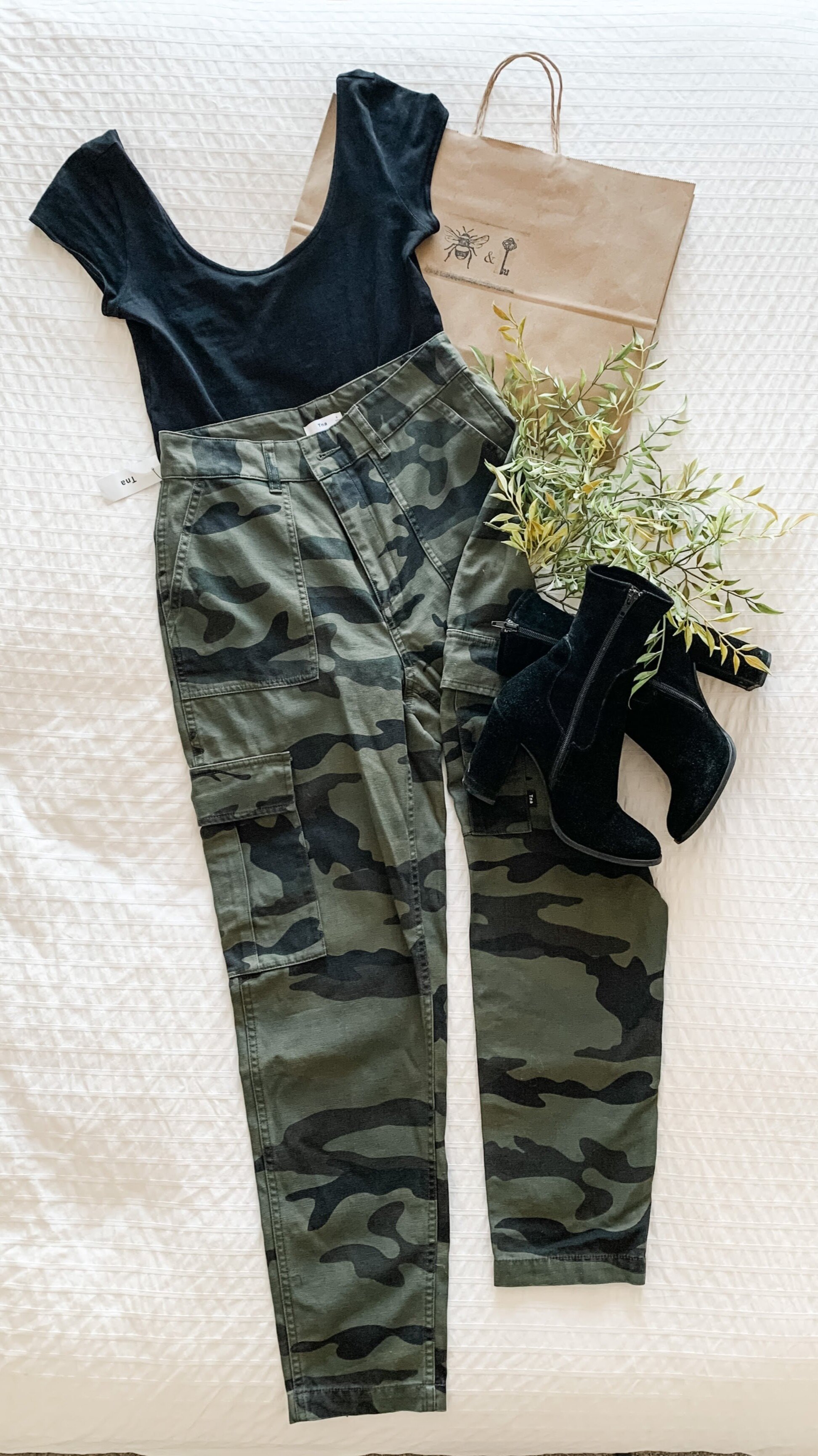 OUTFIT INSPO for HIGH-WAIST CAMOUFLAGE PANTS