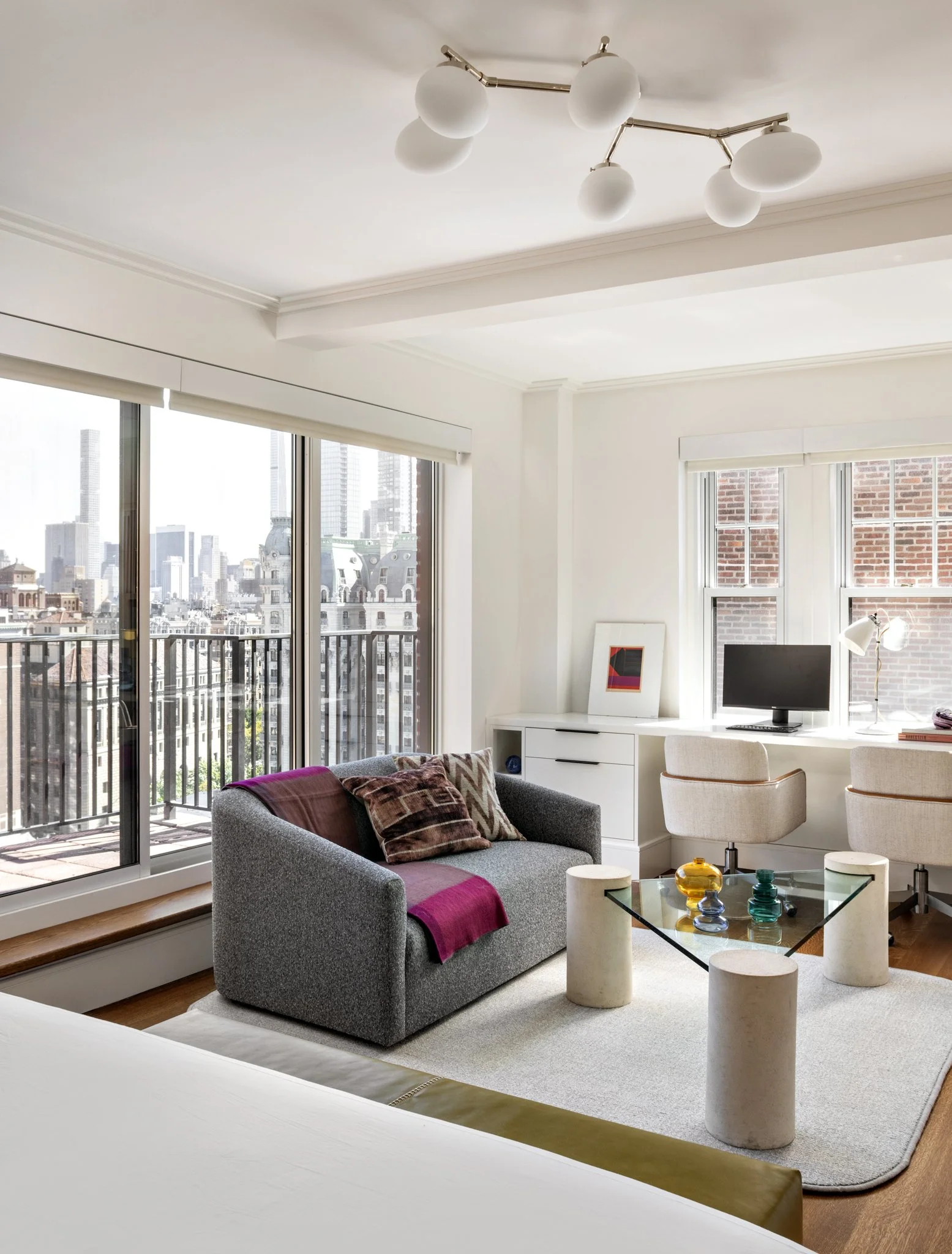 12-Primary Sitting.jpg