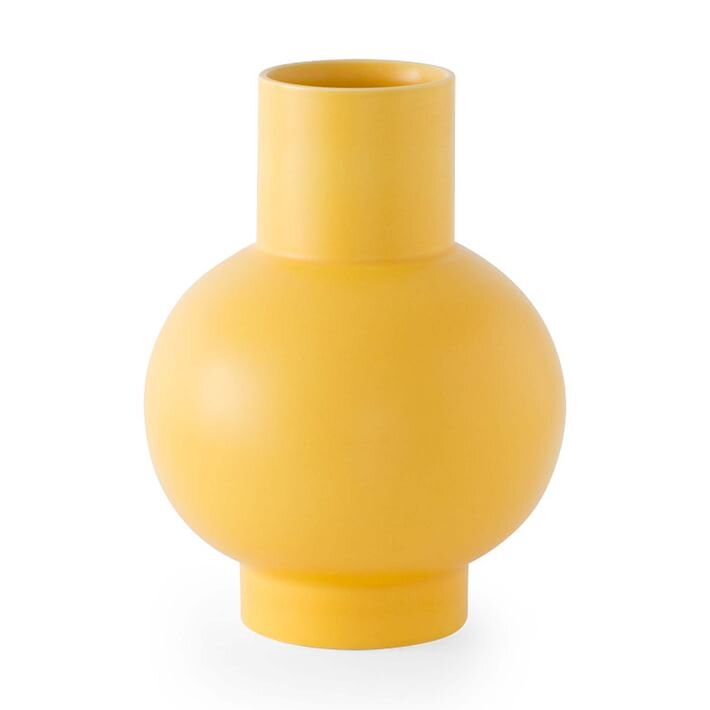 Yelllow vase .jpg