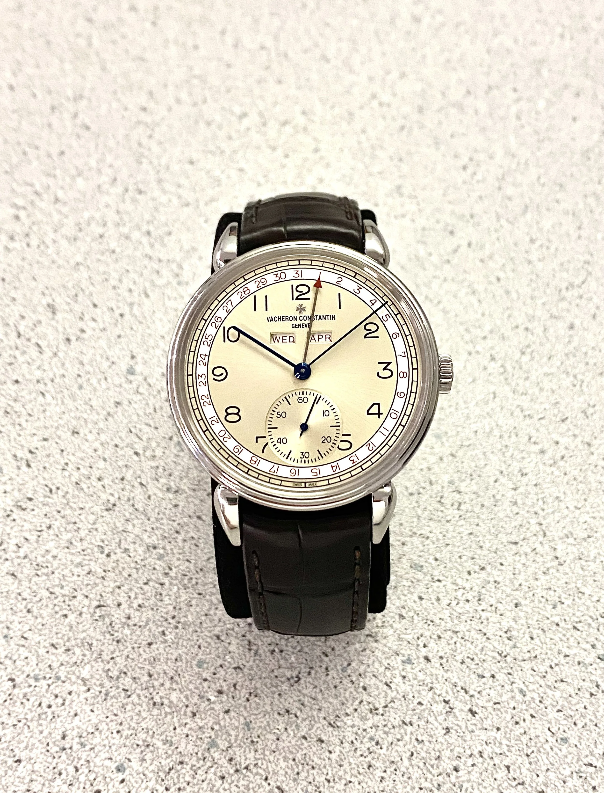 Vacheron Constantin Historiques Triple Calendar 1942 - Box & Paper