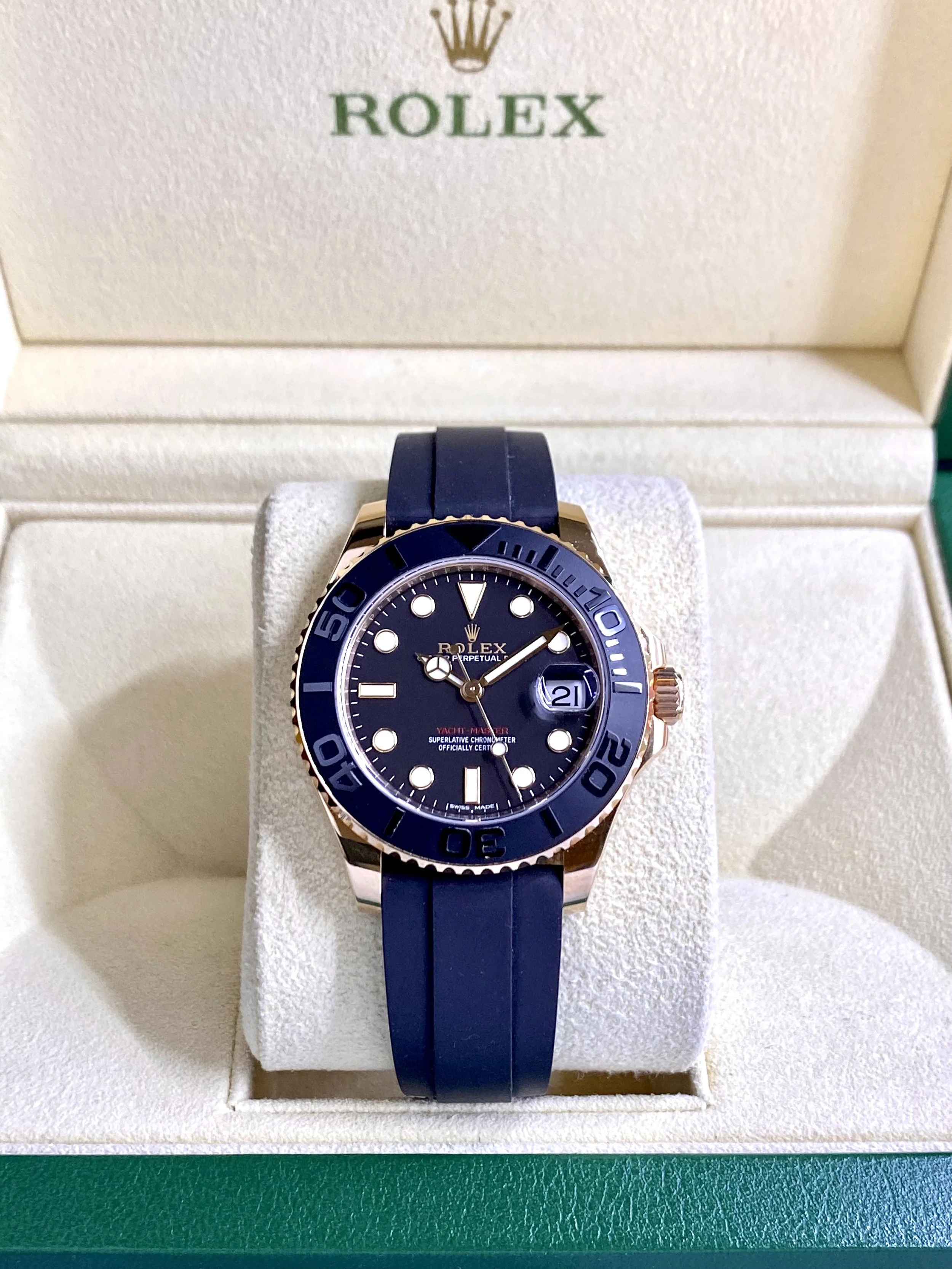 Rolex Yacht-Master 37 #268655 - Solid 18k Rose Gold