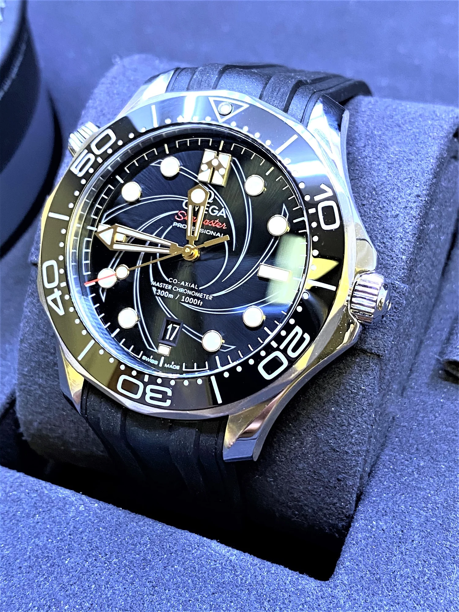 omega seamaster bond 007 limited edition