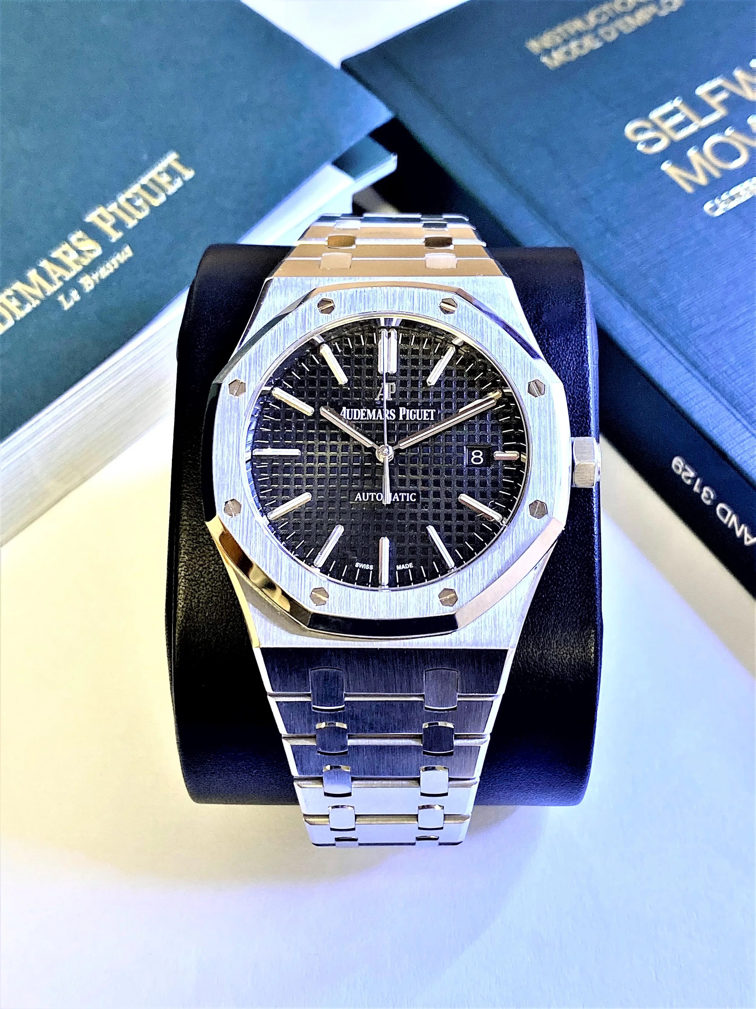 Audemars Piguet Royal Oak Selfwinding 15400ST - 41mm - Box & Papers