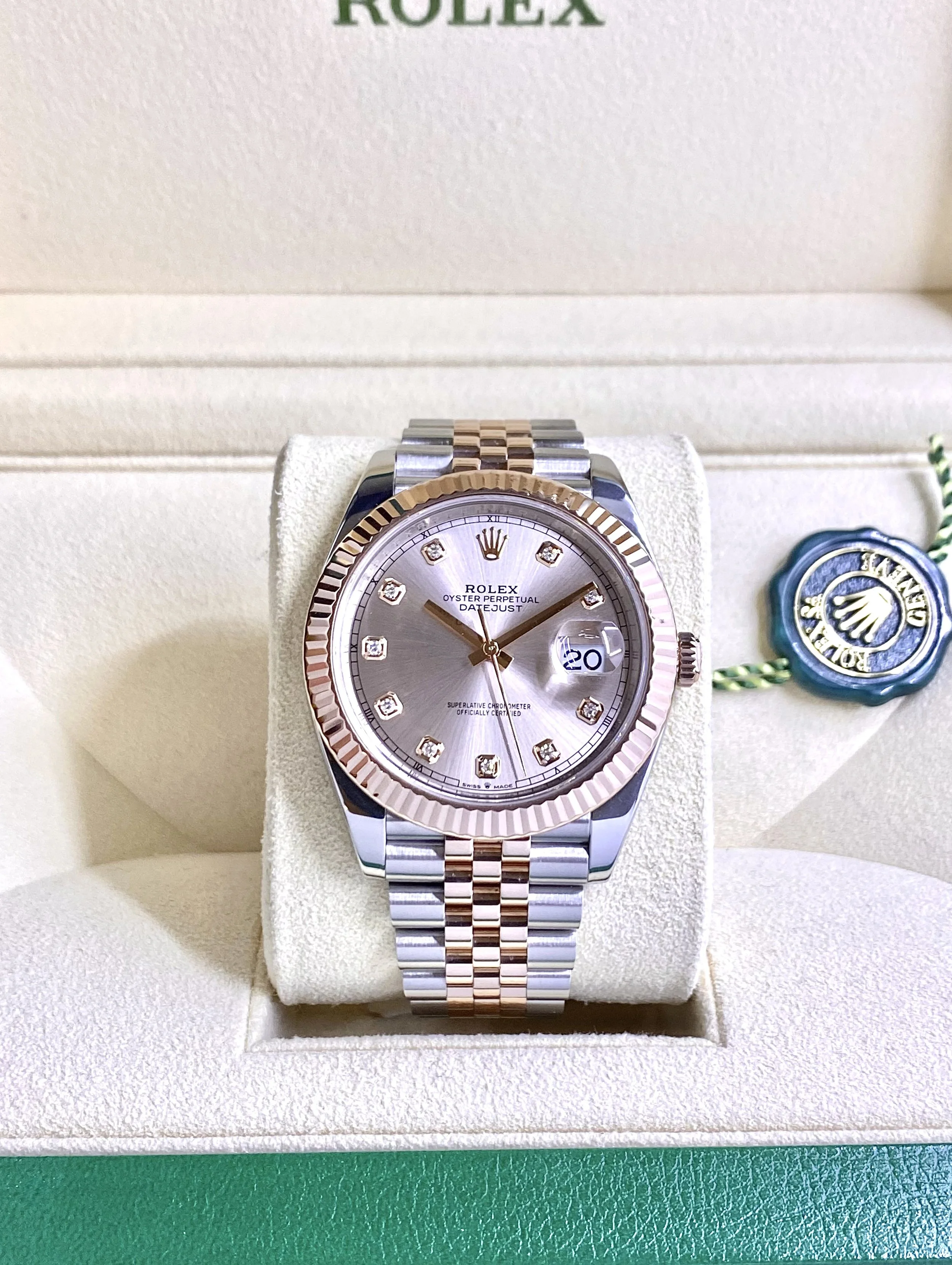 Rolex Datejust 41 #126331 - Steel & 18k Rose Gold on Jubilee Bracelet - Sundust Diamond Dial