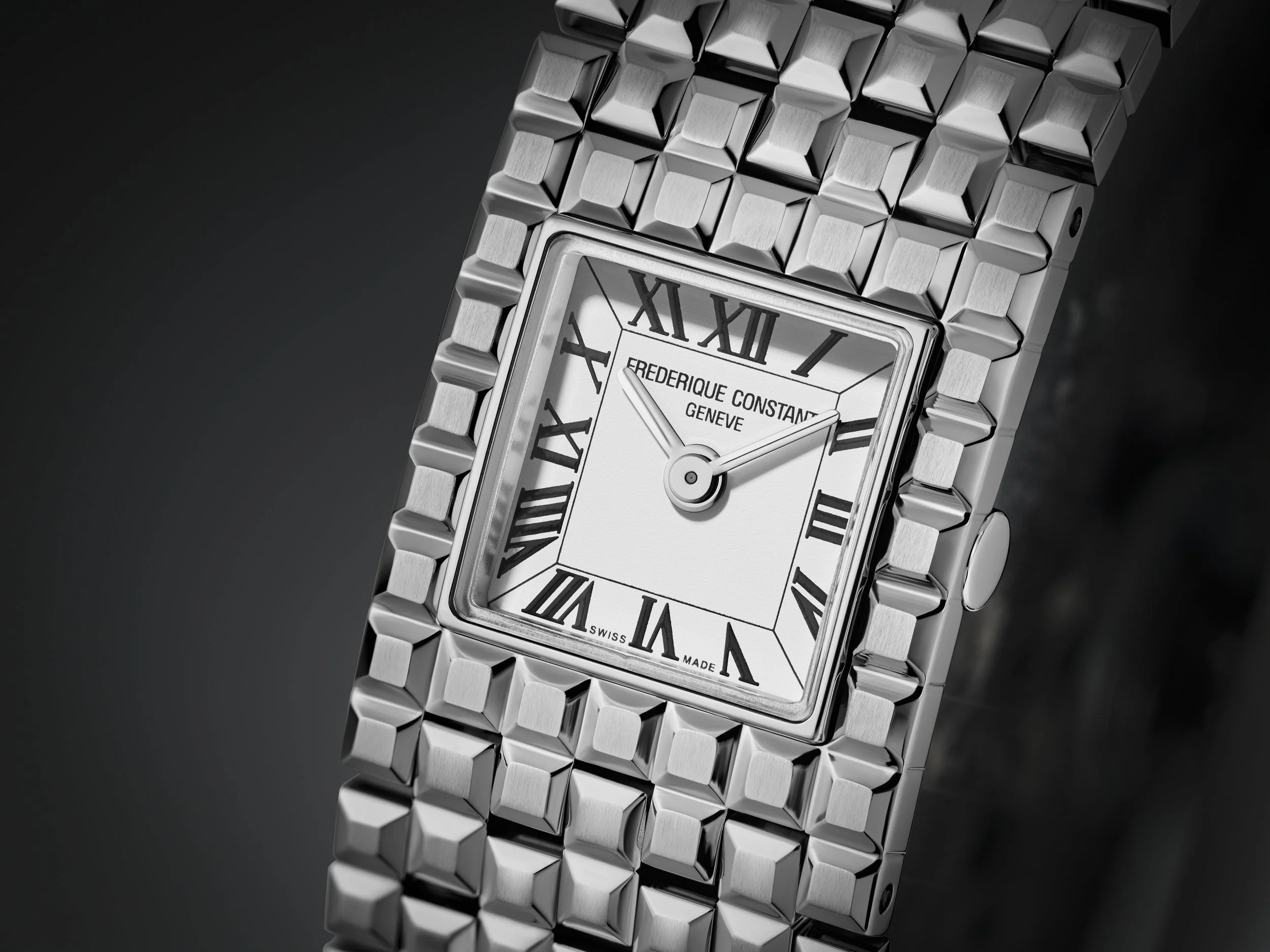2025_Frederique_Constant_Classics_Manchette_FC-200WR1MC6B_Detail_1.jpg