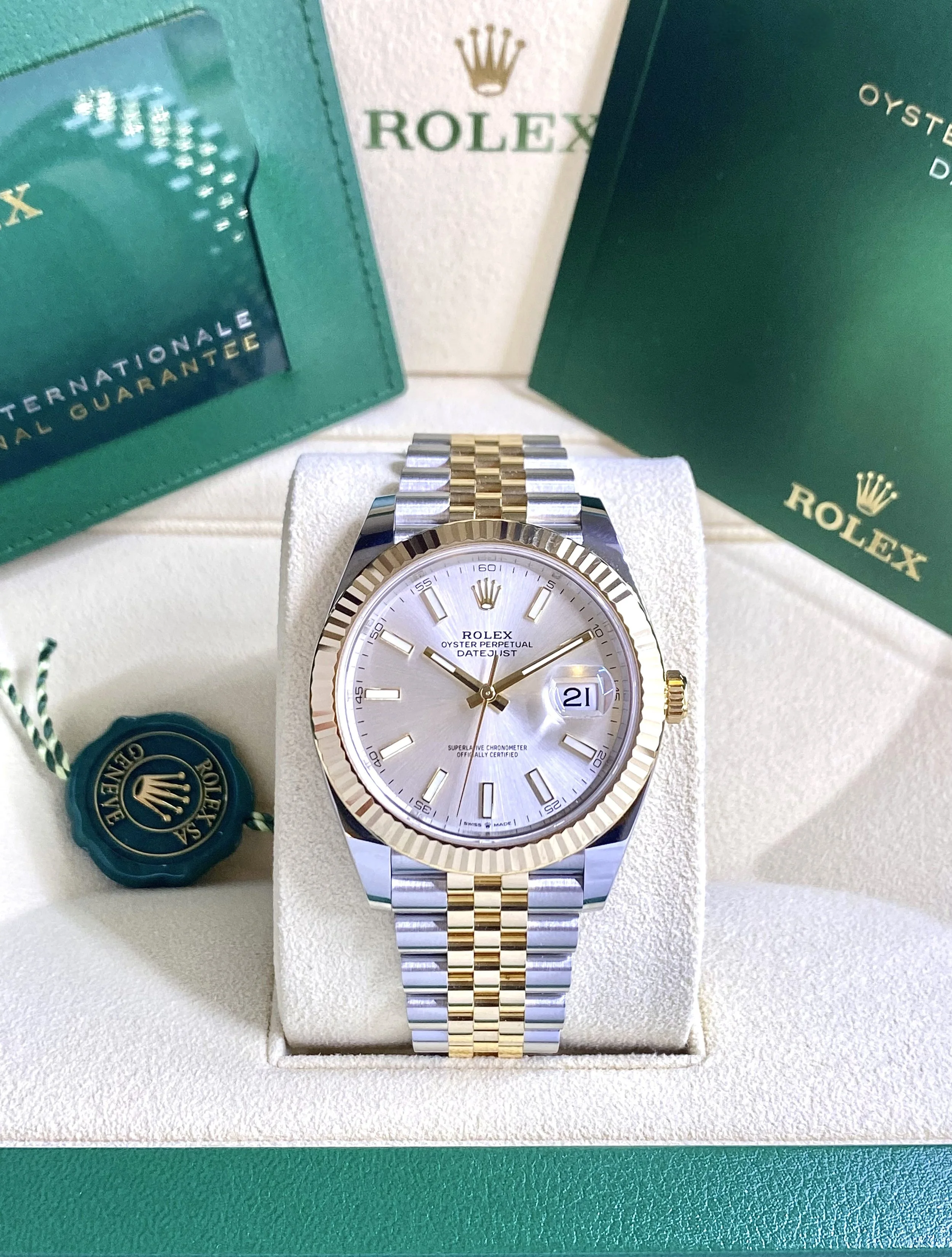 Rolex Datejust 41 #126333 - Steel & 18k Gold - Box & Papers