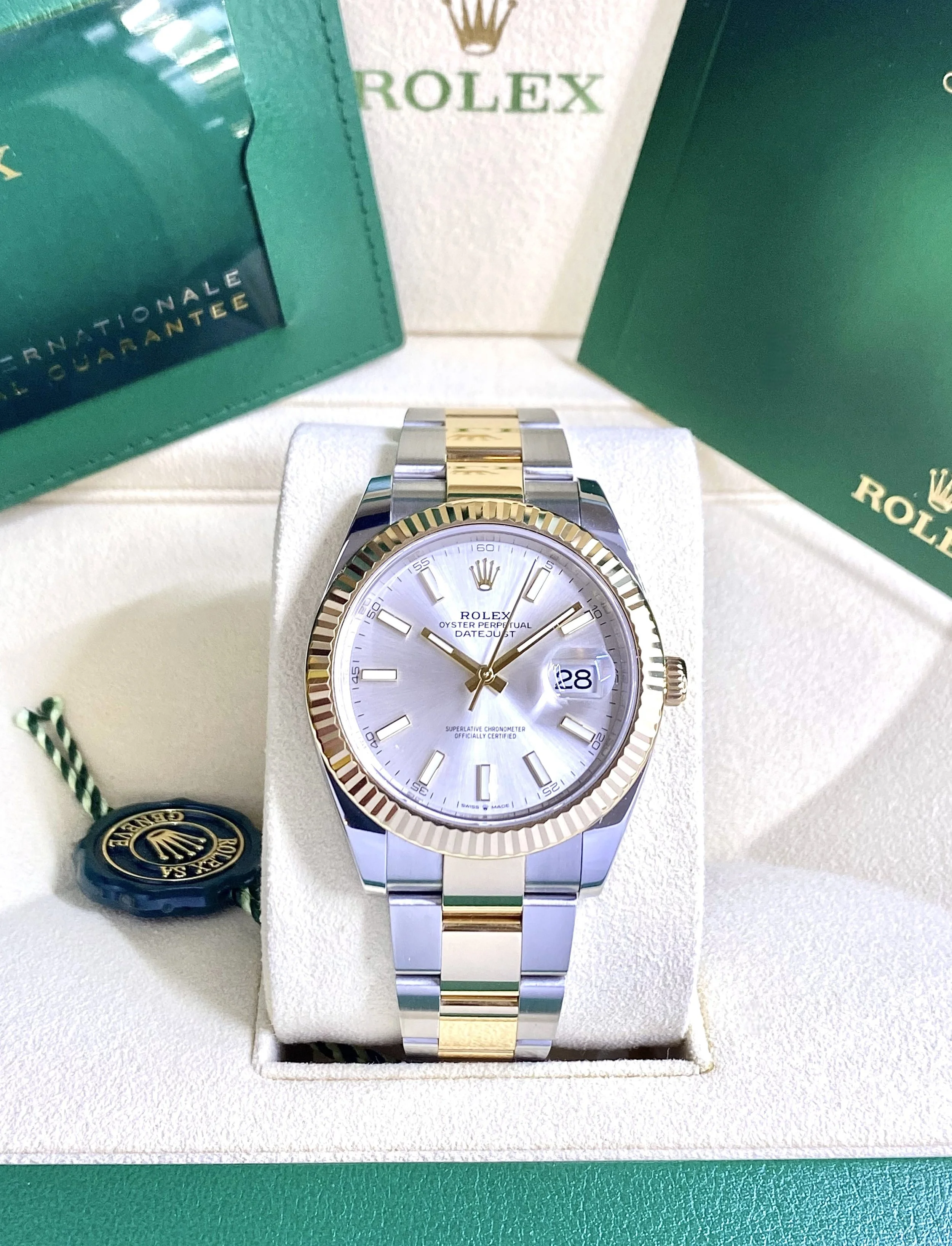 Rolex Datejust 41 #126333 - Steel & 18k Gold - Box & Papers