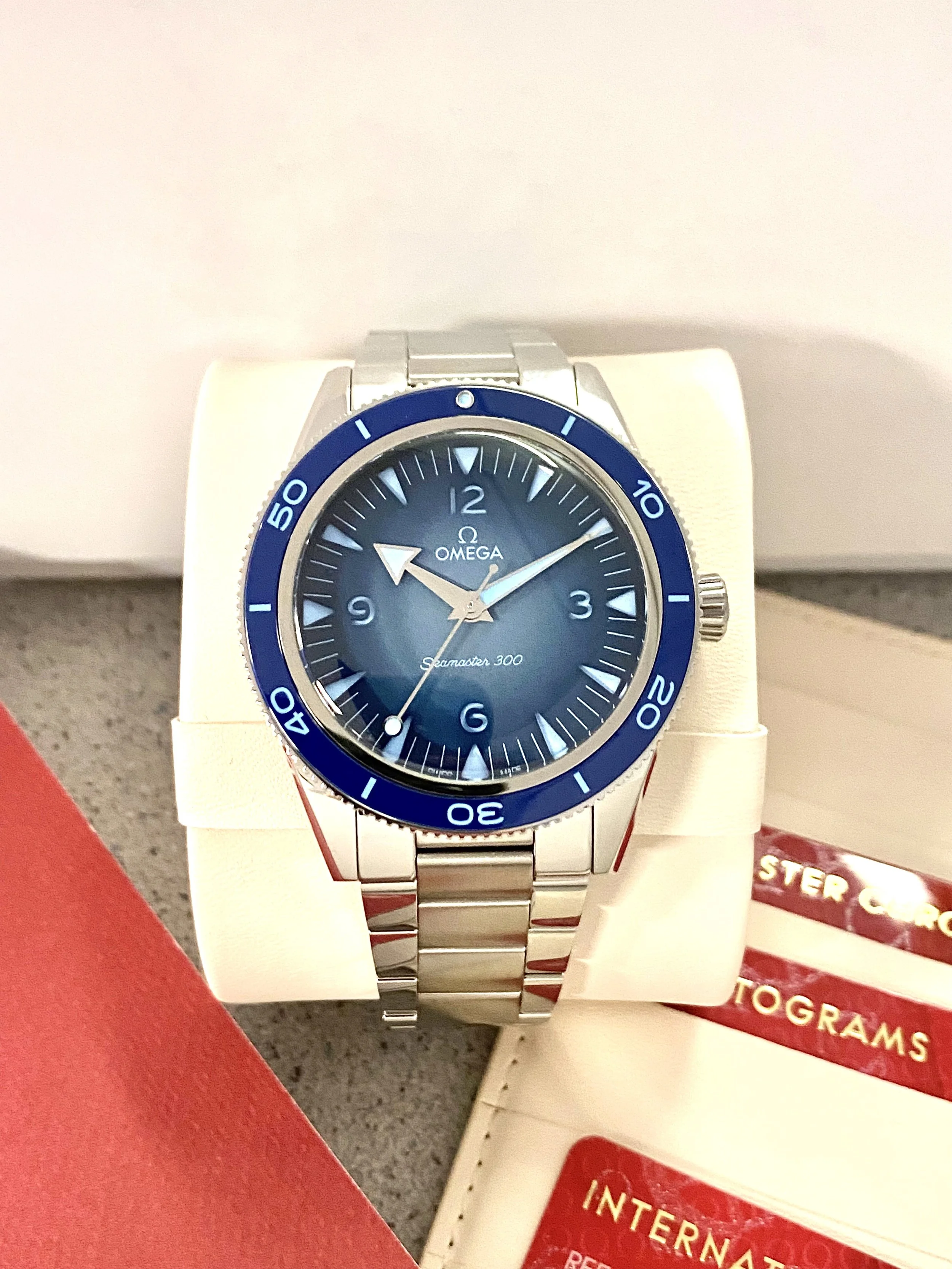 Omega Seamaster 300 Master Chronometer "Summer Blue" - Box & Papers