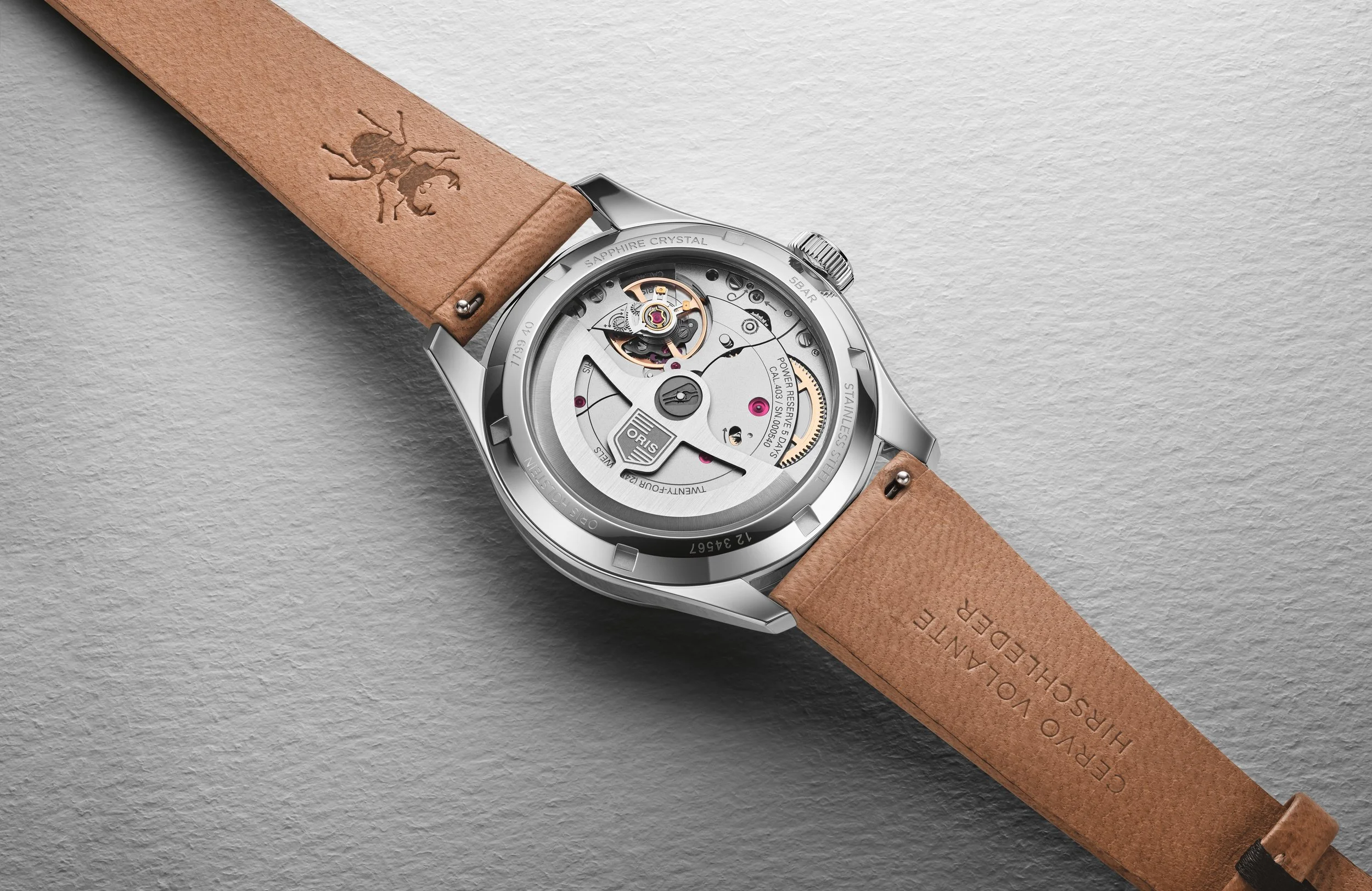 01 403 7799 4068-07 6 20 11FC - Big Crown Pointer Date Calibre 403 - cbs 01 (1).jpg