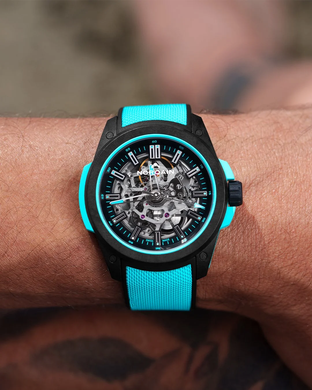 NNQ3000QNX1LAX001_WildONE_Skeleton_42mm_Turquoise_IG_Post_1080x1350_3.jpg