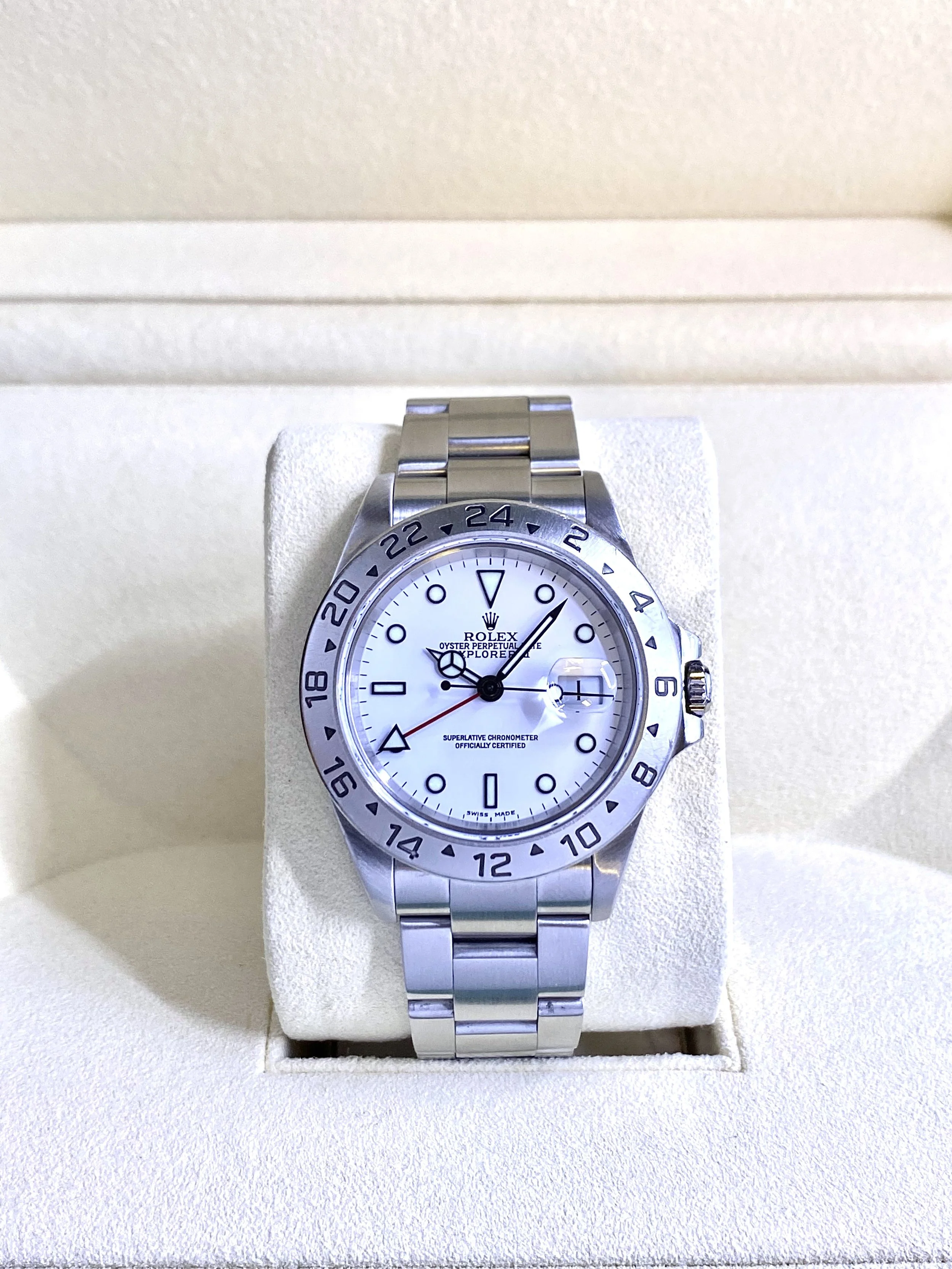 Rolex Explorer II #16570 - Polar dial - Box & Papers