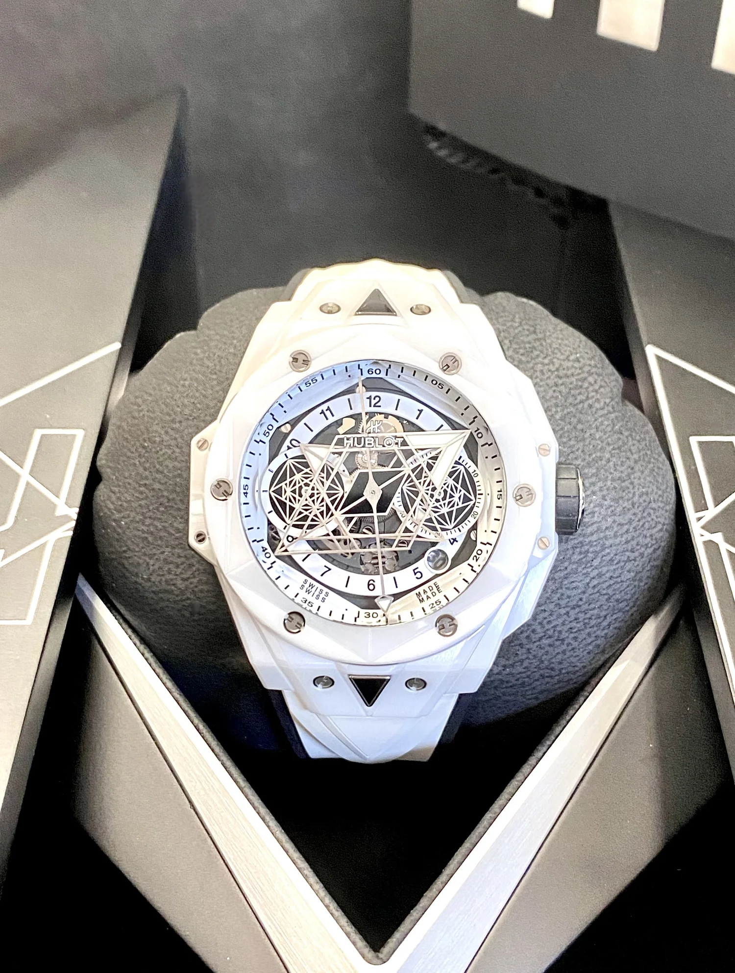 2021 Hublot Big Bang Unico Sang Bleu II - White Ceramic - Box & Papers