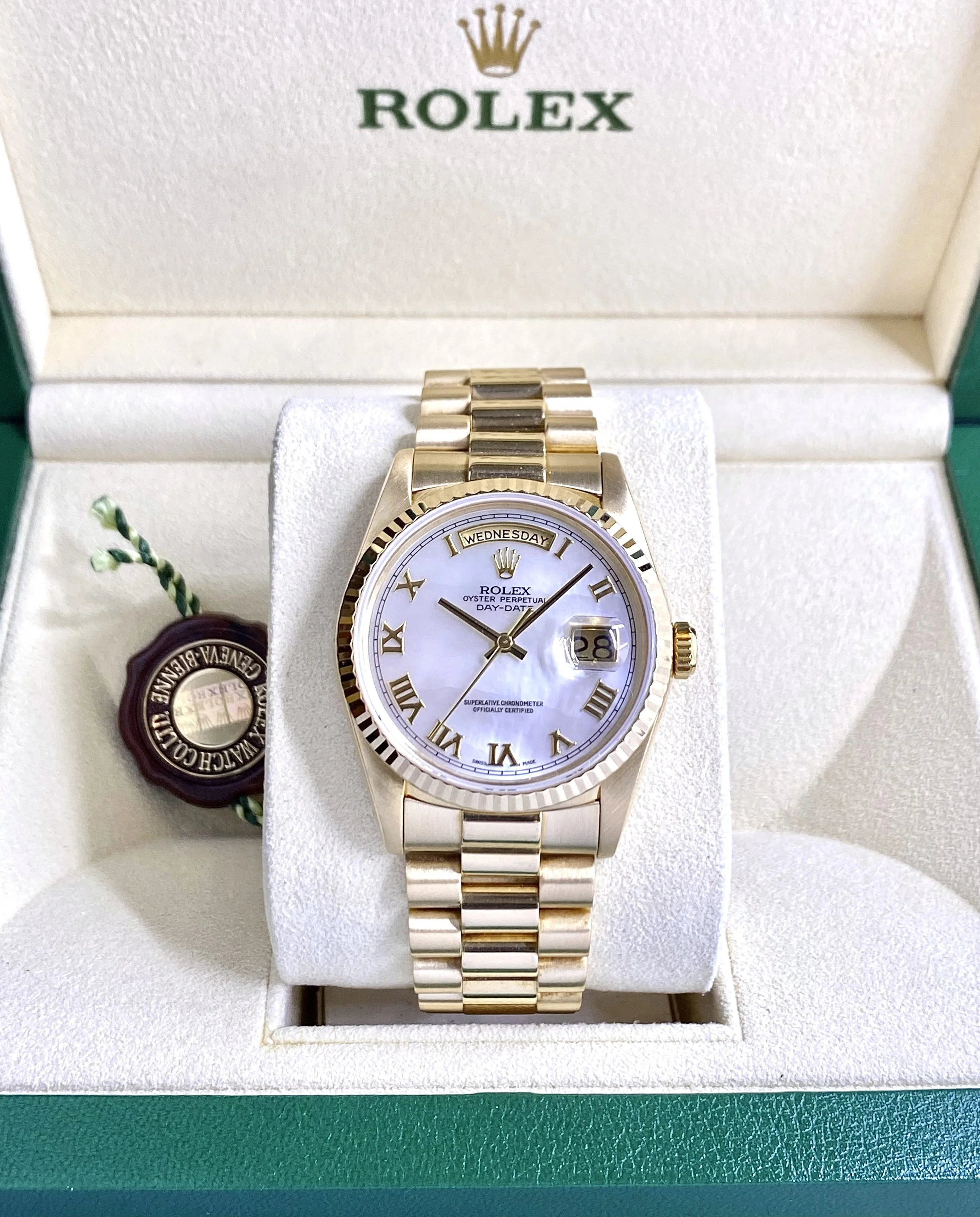 Rolex Day-Date "President" 36mm #18238 -Solid 18k Gold - Rare MOP Dial!