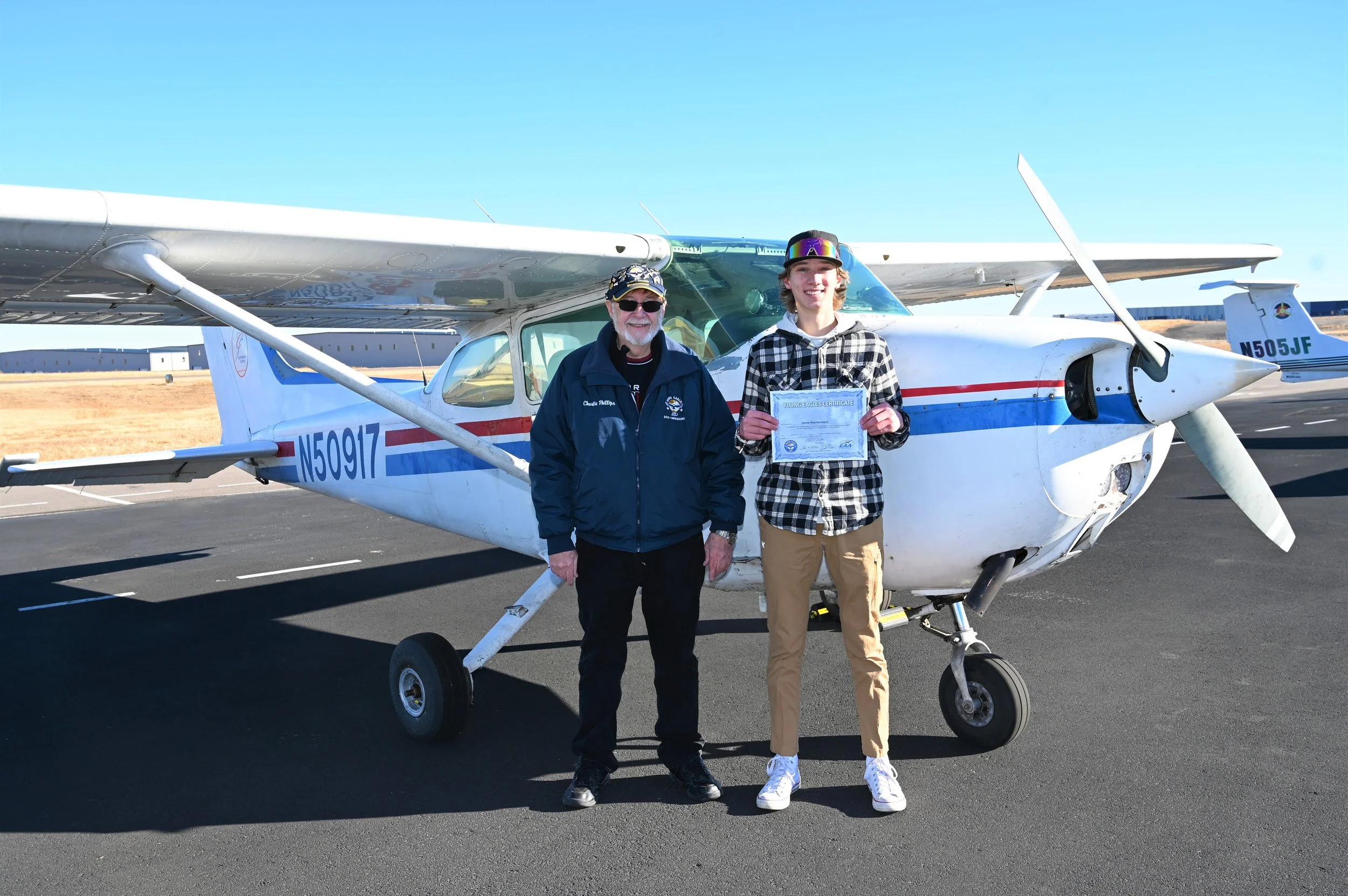 EAA YE 12-18-21 at APA (38).JPG