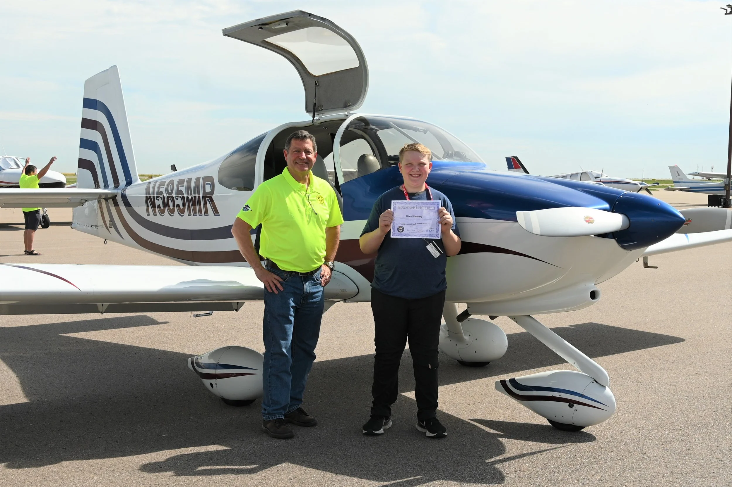 EAA YE 7-19-23 at CFO (41).JPG