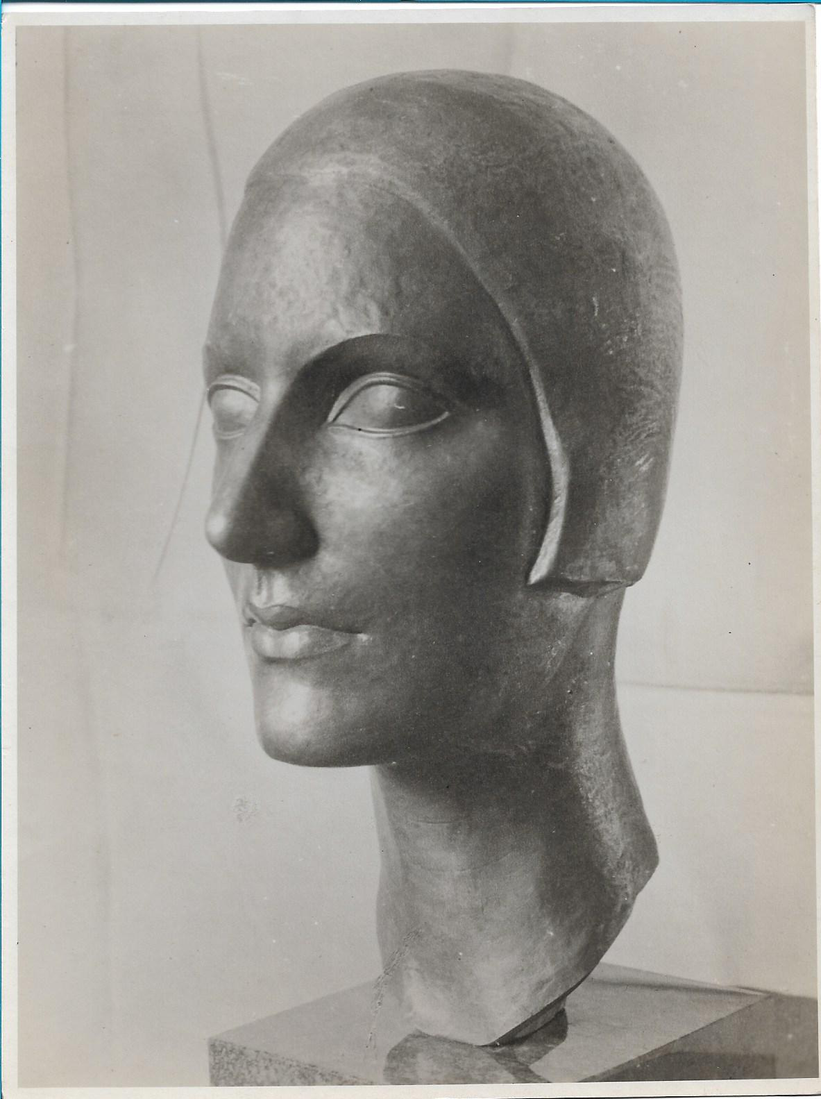 Madeleine, granddaughter of the French poet Stéphane Mallarmé, pewter, Paris, 1931-