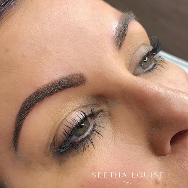 When you finish your work week with these Ombré Powder Brows 💫
.
Seetha Louise 
Cosmetic Tattooing .
.
www.seethalouise.com.au .
.
#brows #lashes #eyeenvy #lashlift #powderbrows #ombrebrows #cosmetictattooing #wakeupandmakeup #seethalouisecosmetict