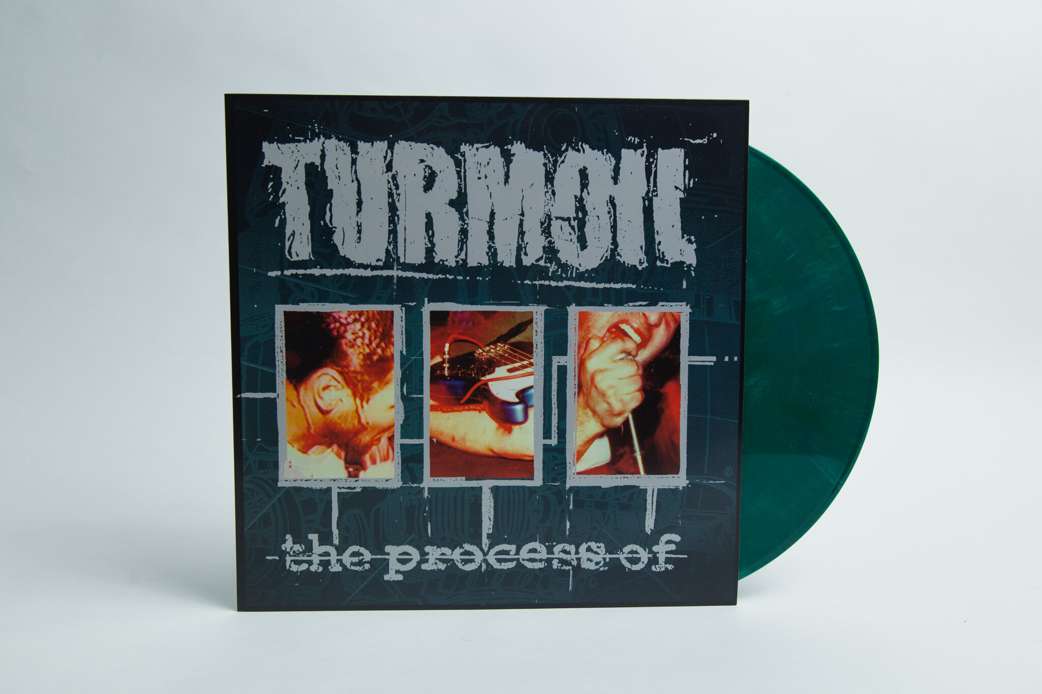  Re-created and updated the record cover and layout for the vinyl reissue of this seminal album 