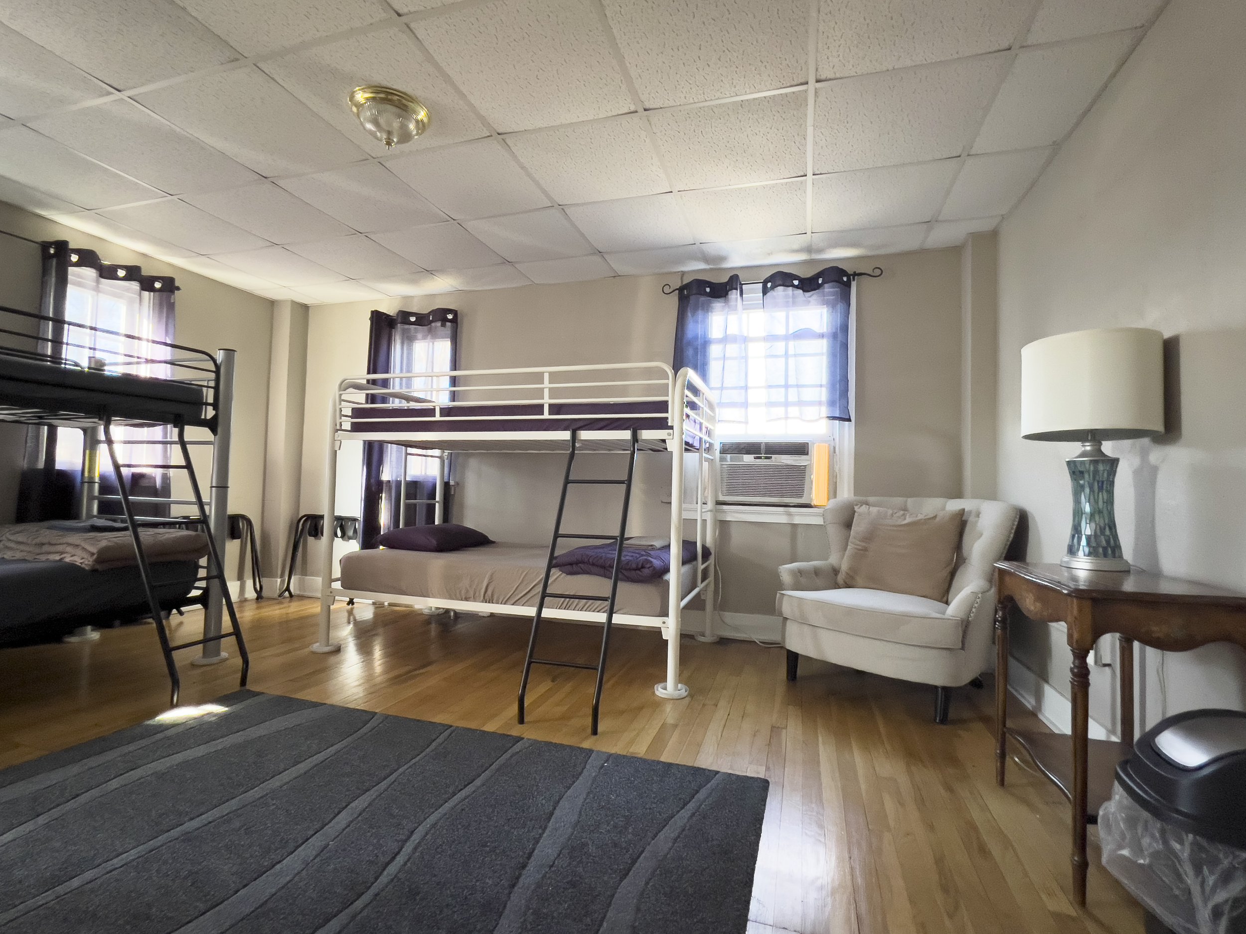 GET IN TOUCH HOSTEL MEMPHIS visual data 7