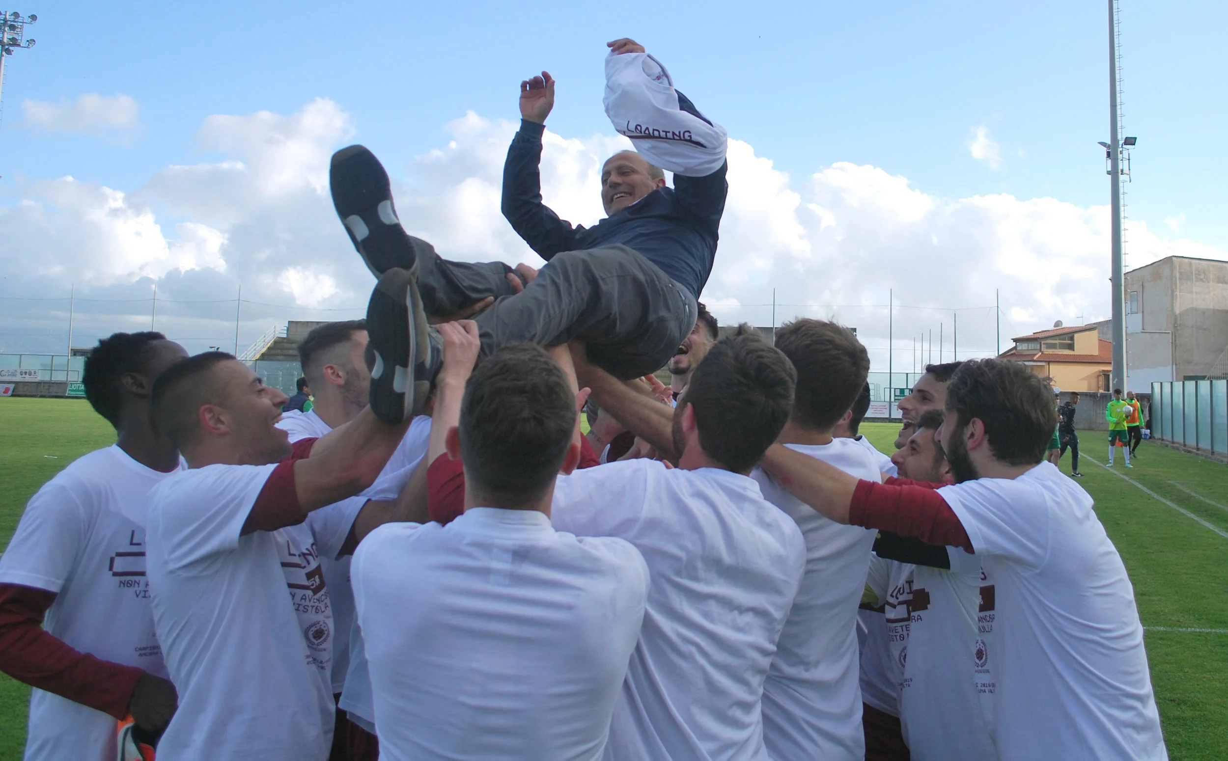 Sua Eccellenza la Morrone. Che trionfo a Lamezia (2-0)