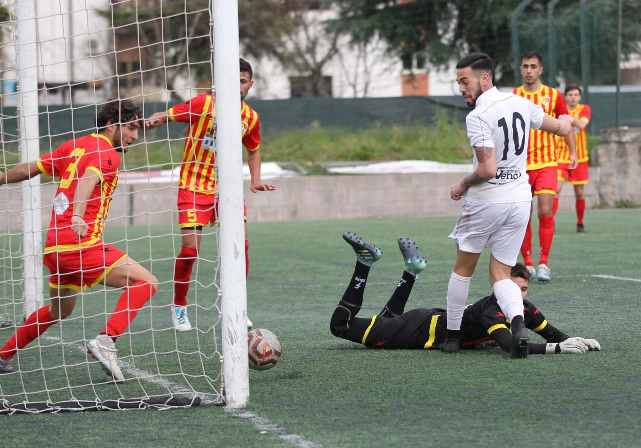 Trombino, tacco da tre punti. La Morrone liquida il Sambiase (1-0)