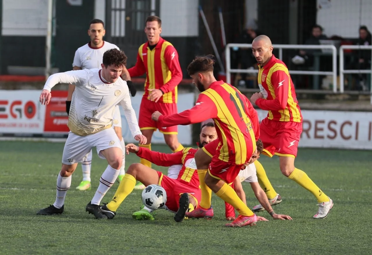 Eccellenza: rinviata Morrone-Reggiomediterranea