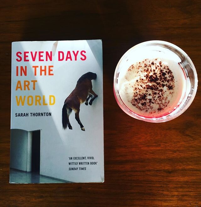 Something for the commute 📖🤓 If you want an entertaining insight into the baffling contemporary art world then I highly recommend reading this book. If you&rsquo;ve already read it, what did you think? #sevendaysintheartworld #artlover #contemporar