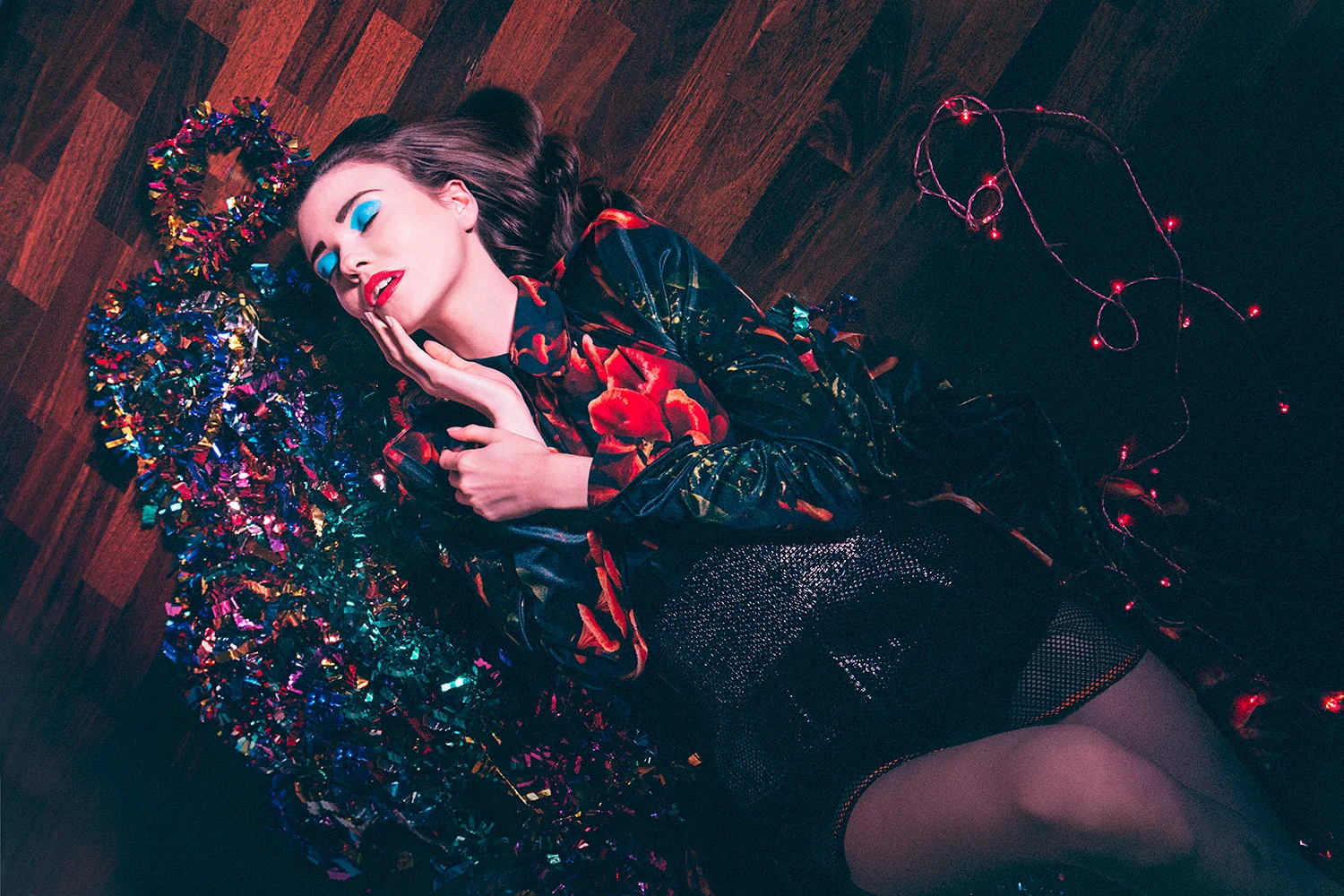 Hu La Las: Makeup by Kate Radford