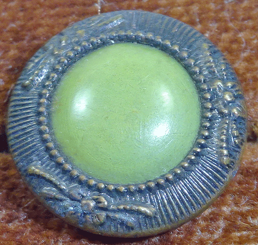 Small green centre in pressed metal rim