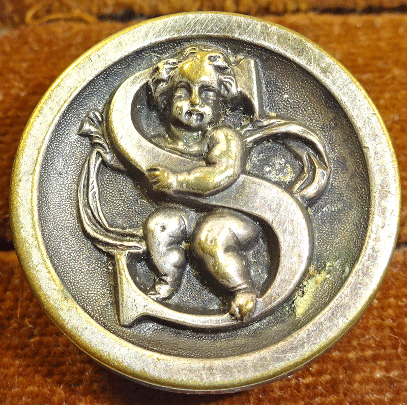 Antique cherub & letter S button