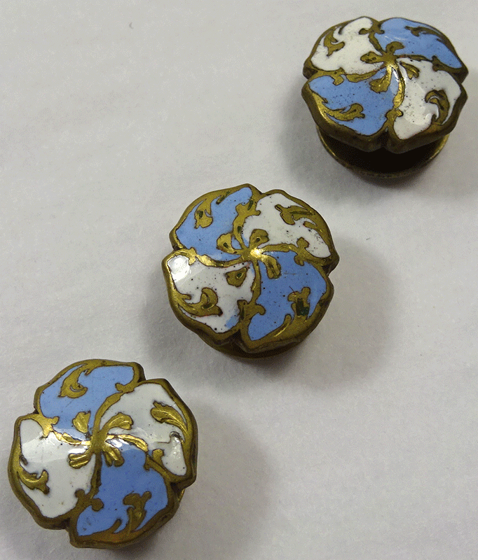 nsc979-set-of-3-blue-and-white-buttons-stud-shanks.gif