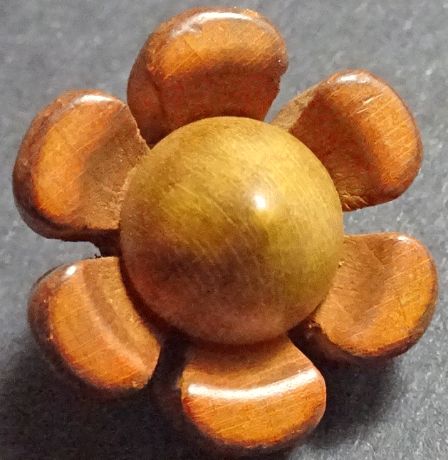 nn361-wooden-flower.gif
